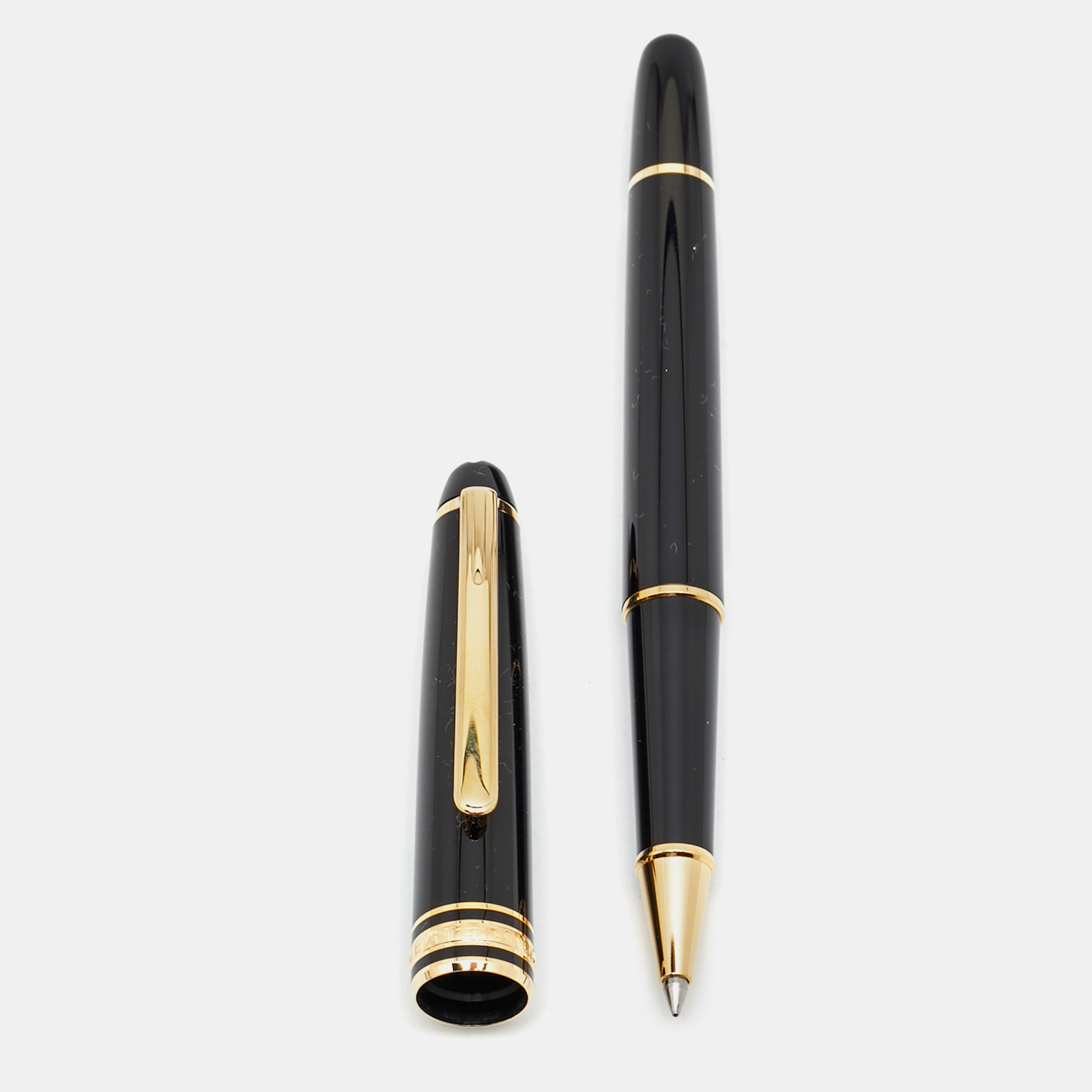 

Montblanc Meisterstuck Black Resin Gold-Coated Classique Rollerball Pen
