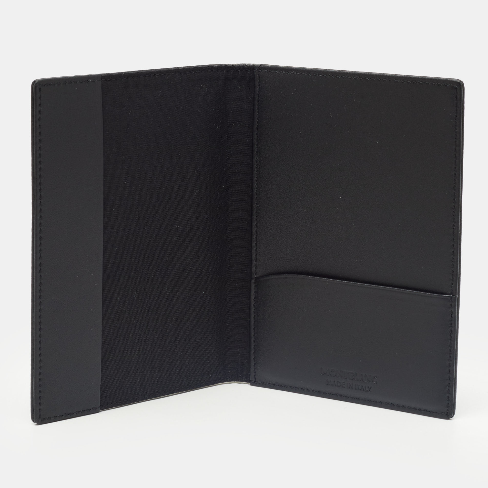 

Montblanc Black Leather Meisterstück Passport Holder