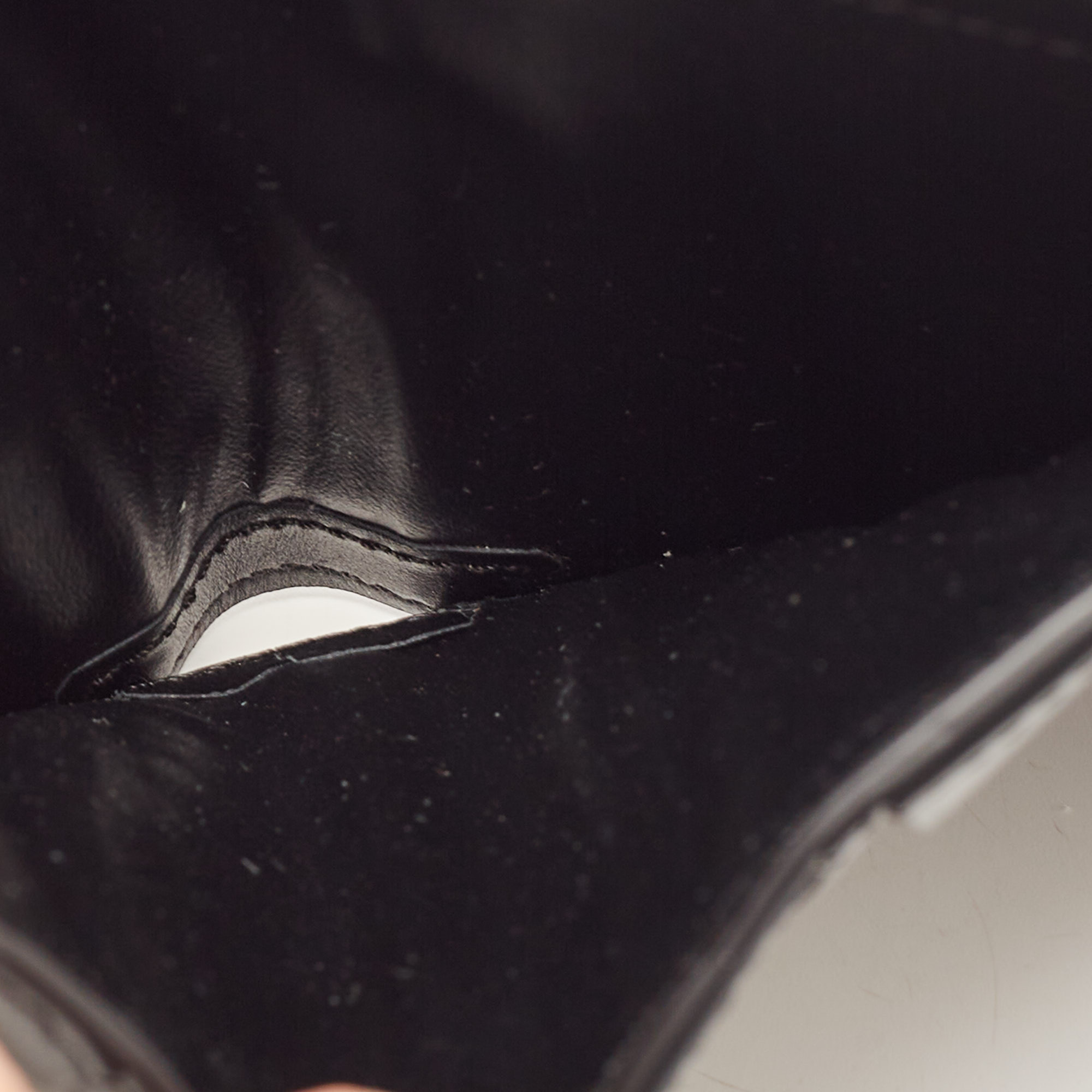 

Montblanc Black Leather Meisterstück 6CC Compact Wallet
