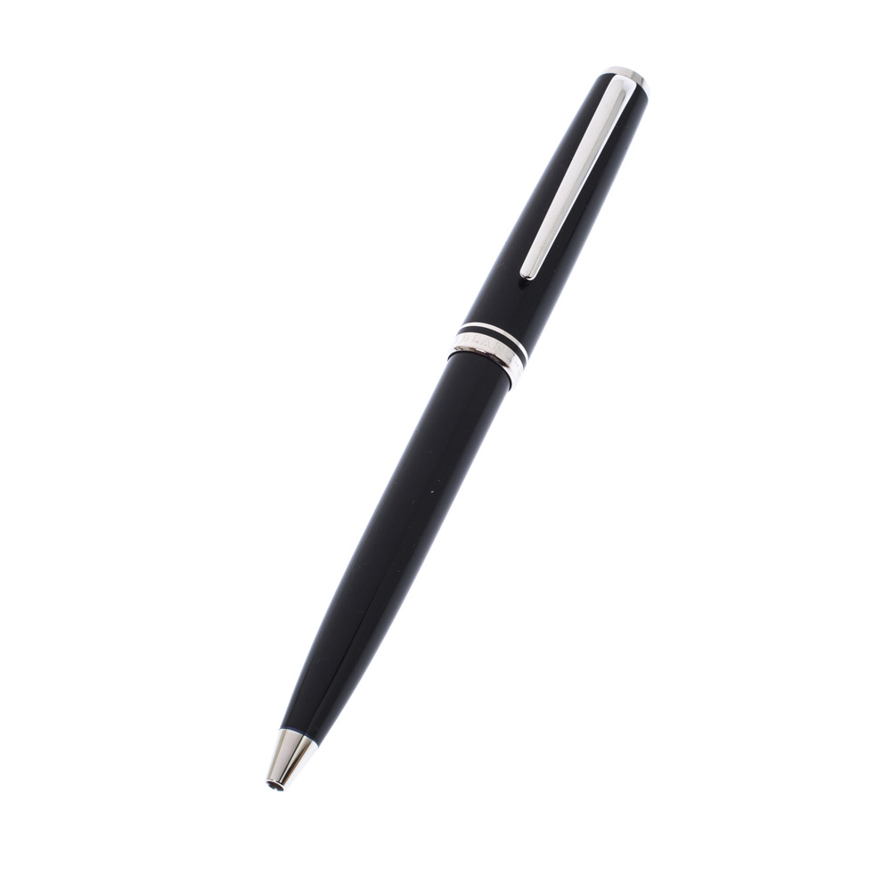 Pre Owned Montblanc Black Resin Platinum Finish Ballpoint Pen 