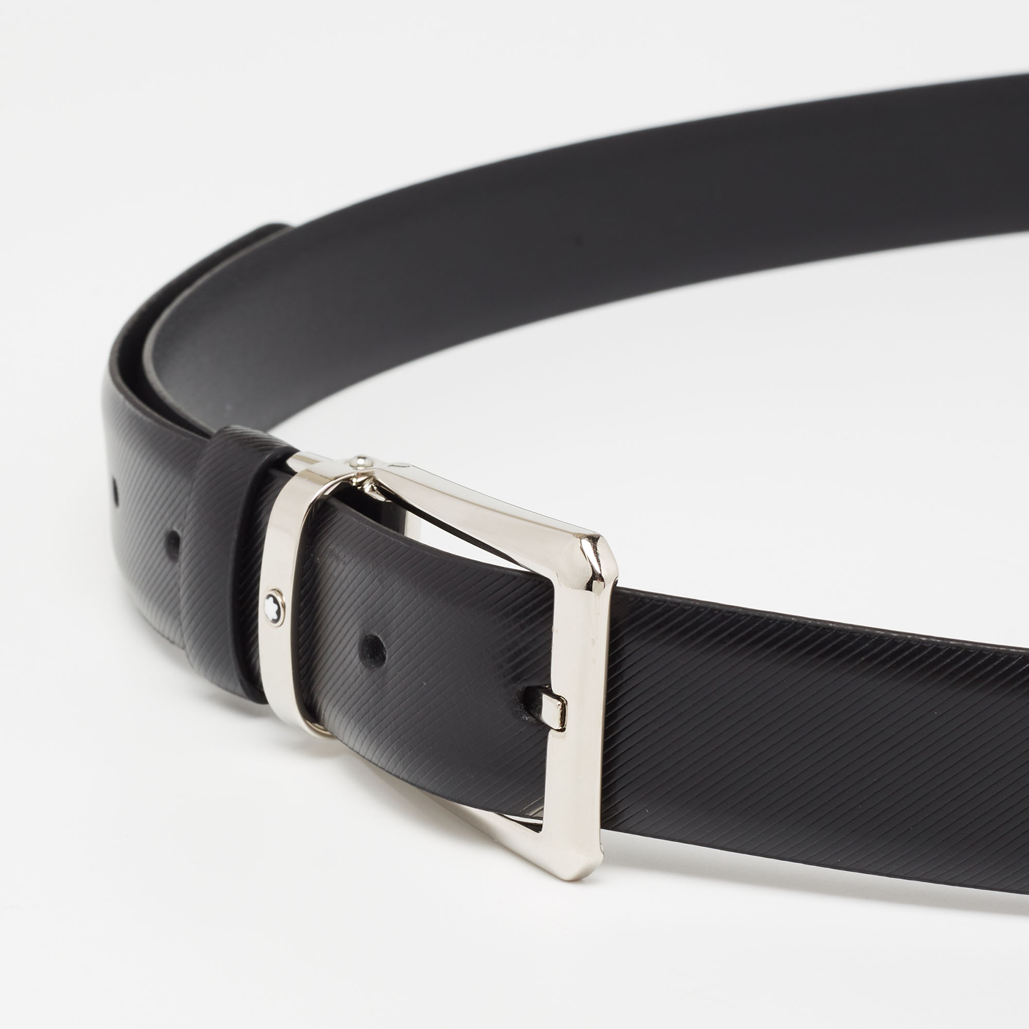 

Montblanc Black Leather Cut to Size Buckle Belt