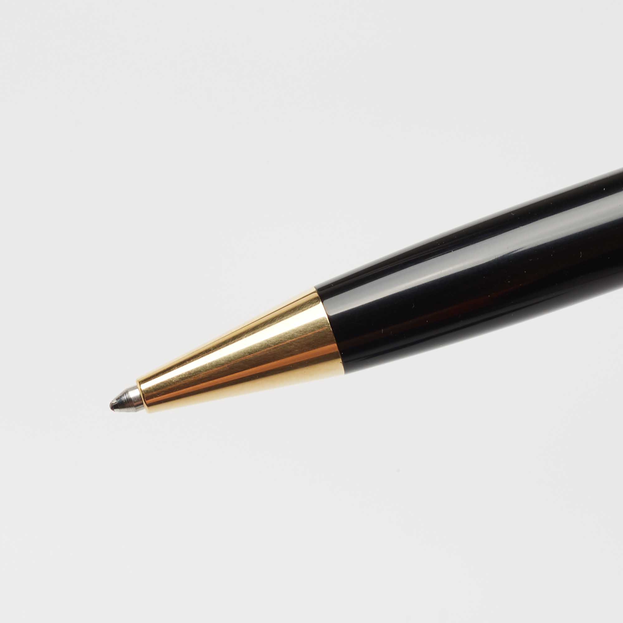 

Montblanc Meisterstück Resin Gold Tone Ballpoint Pen