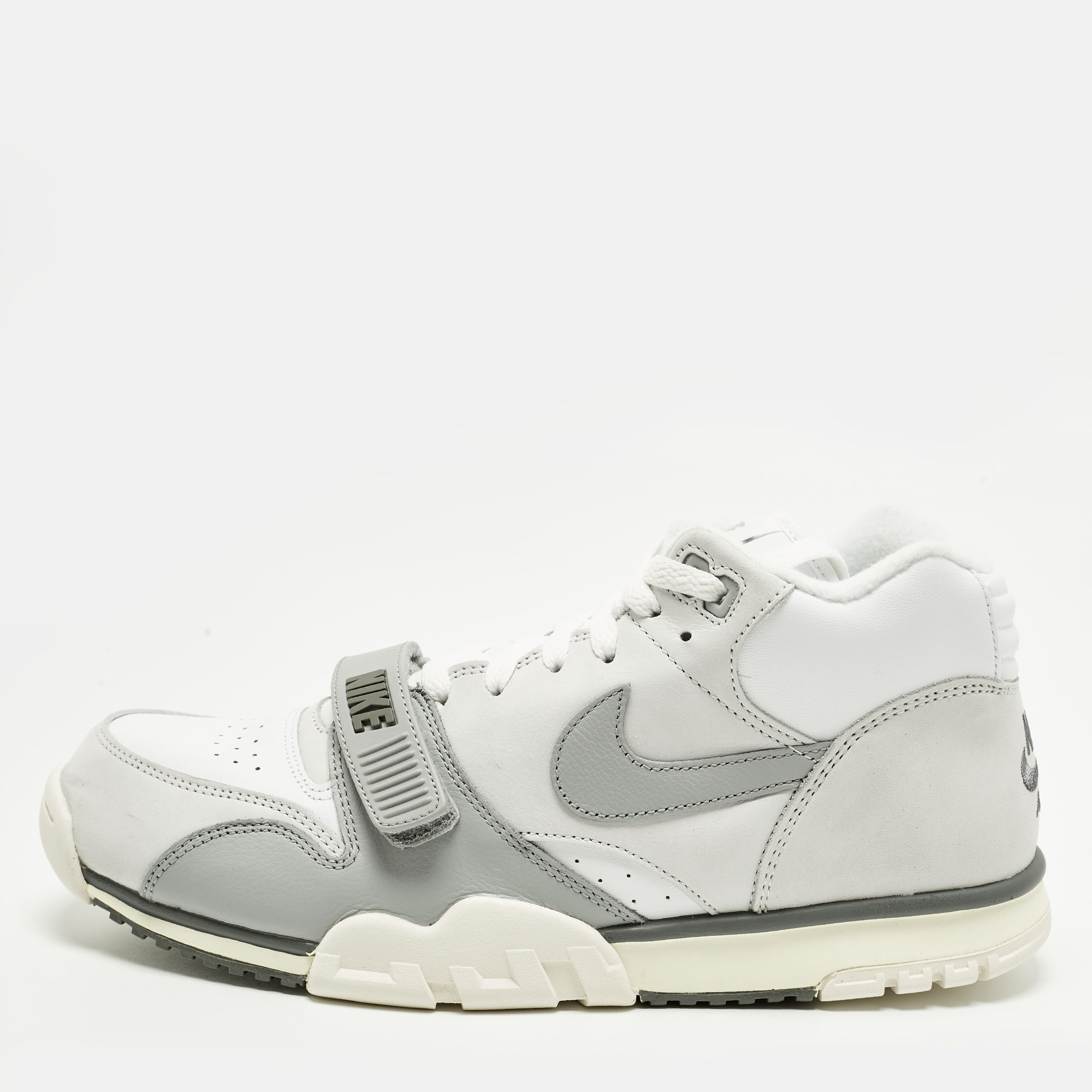 

Nike Air Trainer 1 Photon Dust Light Smoke Grey Size 45 White/Grey Nubuck and Leather High Top Sneakers