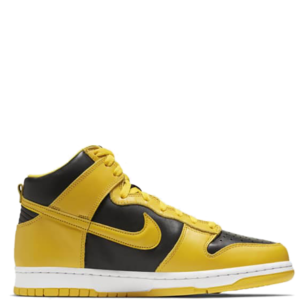 

Nike Dunk High Varsity Maize EU Size  US Size 8, Yellow