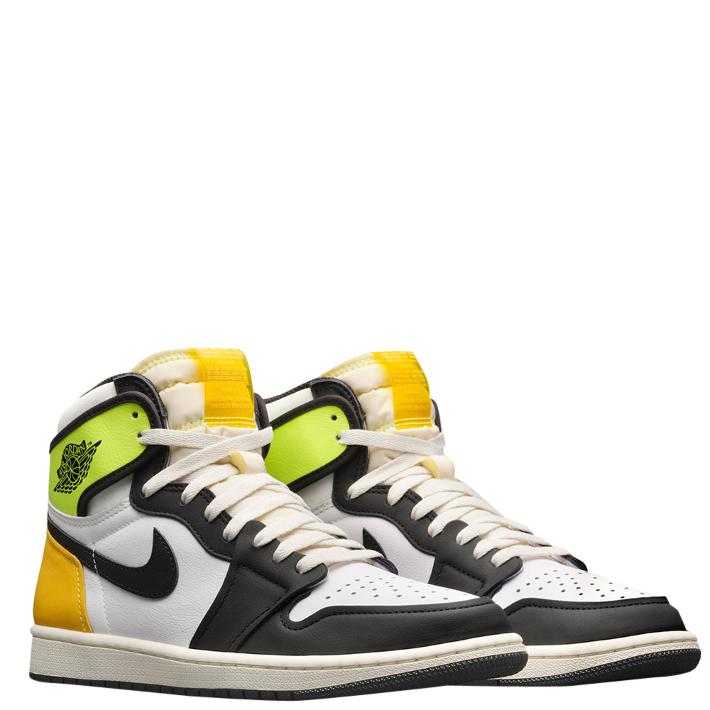 

Nike Jordan 1 Volt Gold Sneakers Size US 8 (EU, Multicolor