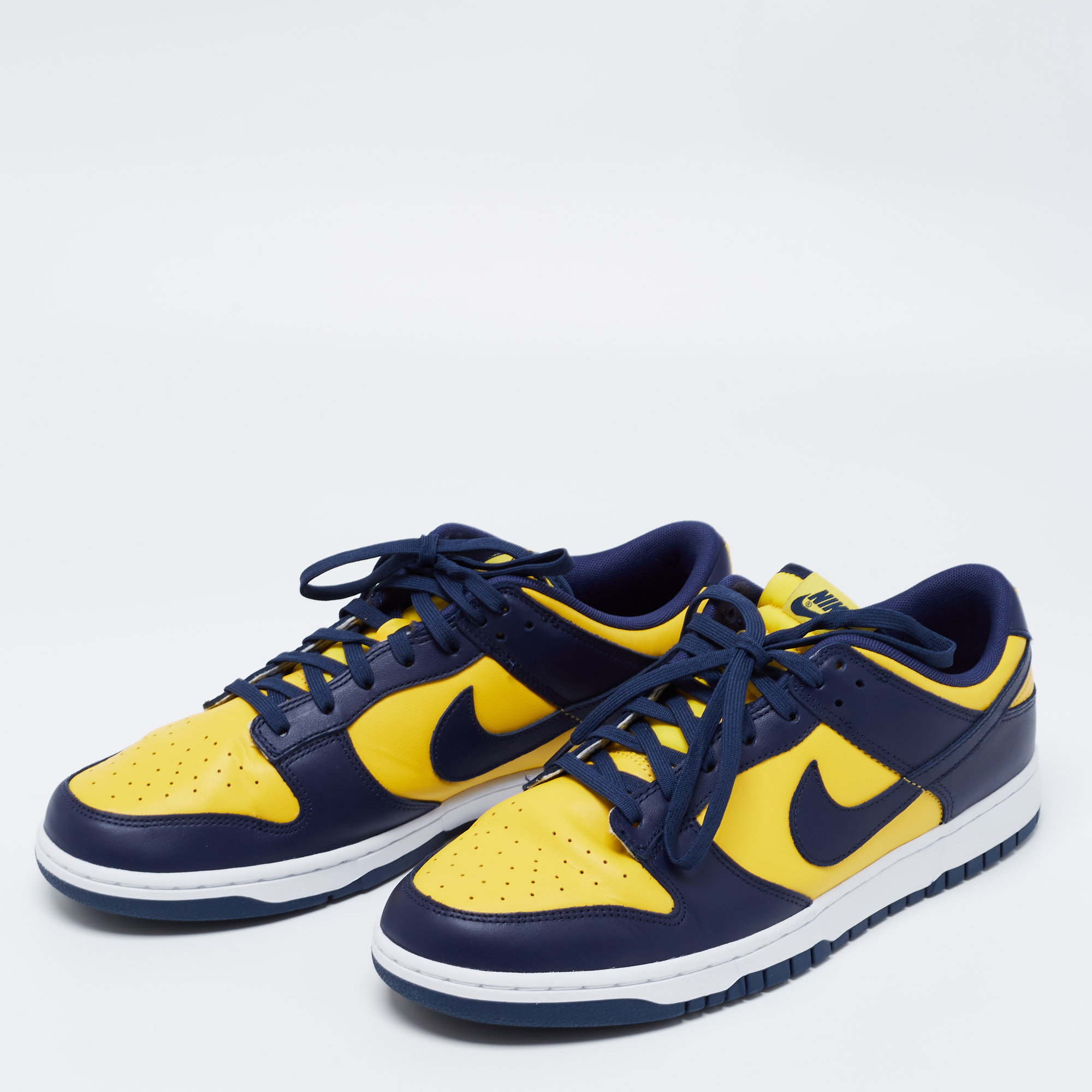 

Nike Navy Blue/Yellow Leather Dunk Lace Up Retro Sneakers Size