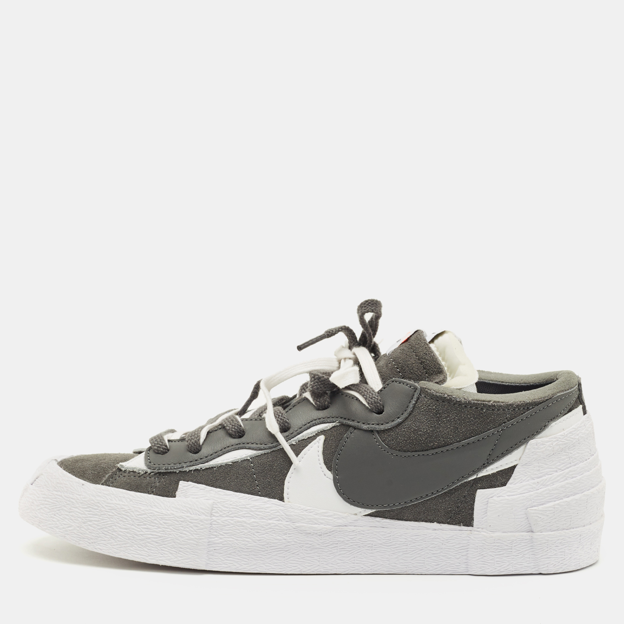 

Nike x Sacai Blazer Iron Grey Size 45 Grey/White Suede and Leather Low Top Sneakers