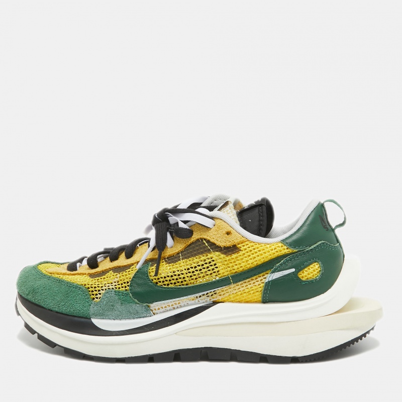 

Nike x Sacai Green/Yellow Mesh and Suede Vaporwaffle Sneakers Size