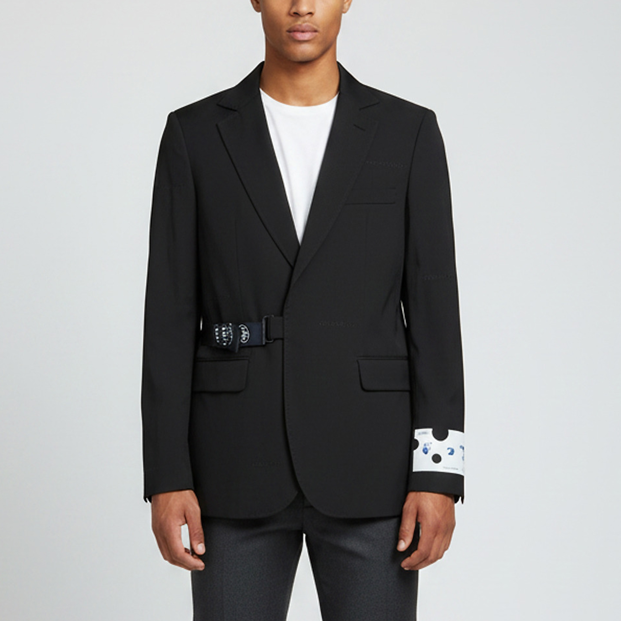 

Off-White Black Wool Blend Strap Fastening Blazer L