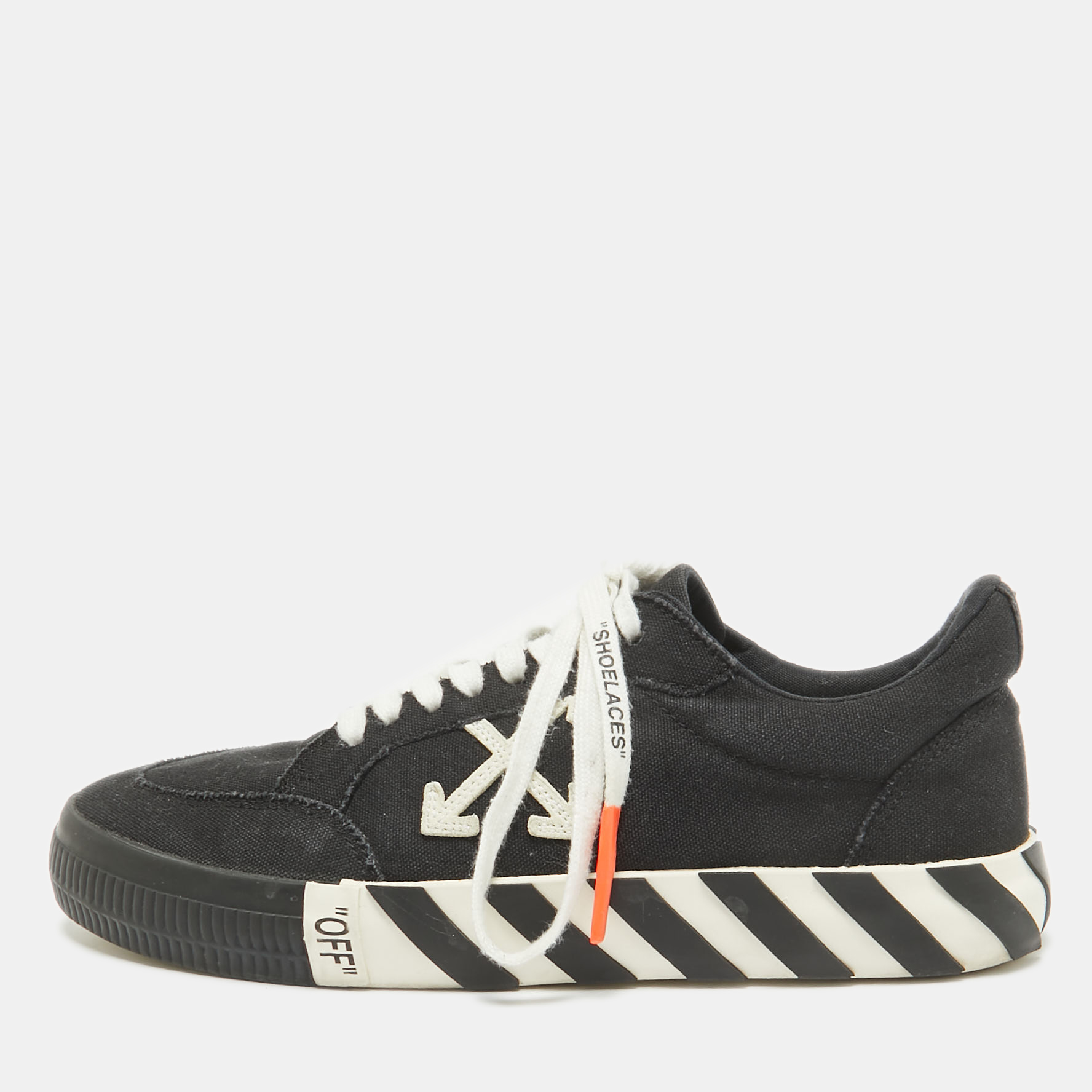 

Off-White Black Canvas Vulcanized Lace Up Sneakers Size