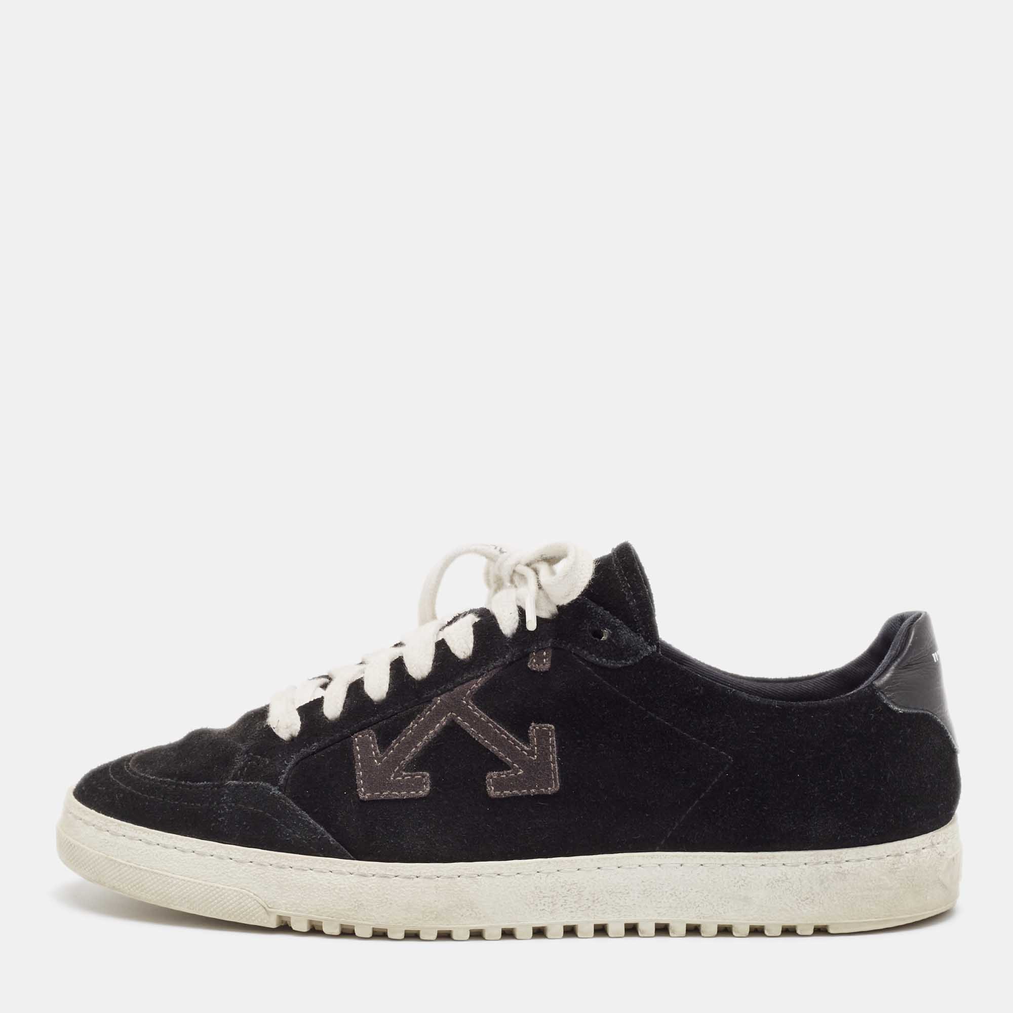 

Off-White Black Leather and Suede Vulcanized Sneakers Size