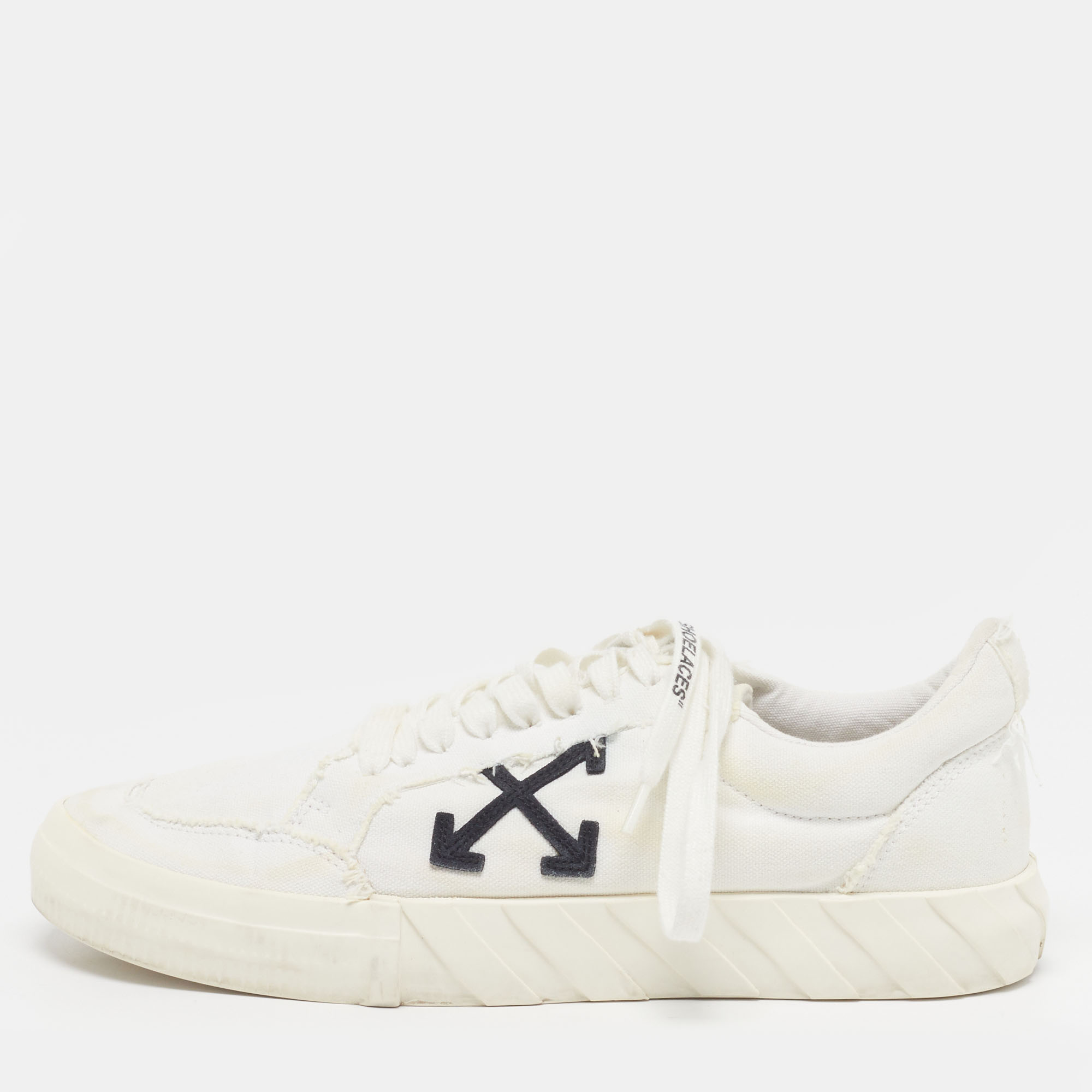 

Off-White Vulcanised Size  White Canvas Low Top Sneakers