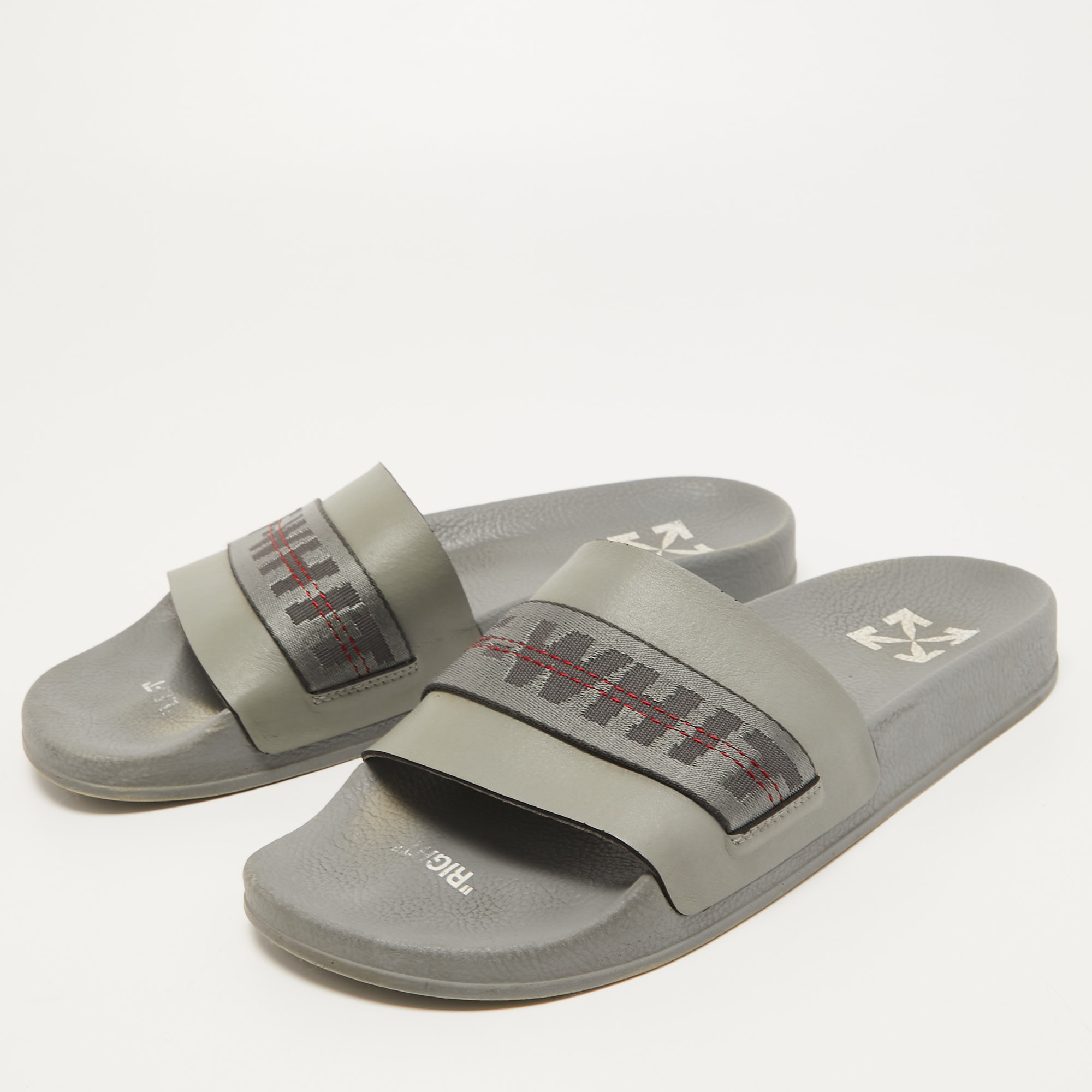 

Off-White Grey Leather and Logo Canvas Industrial Slides Size