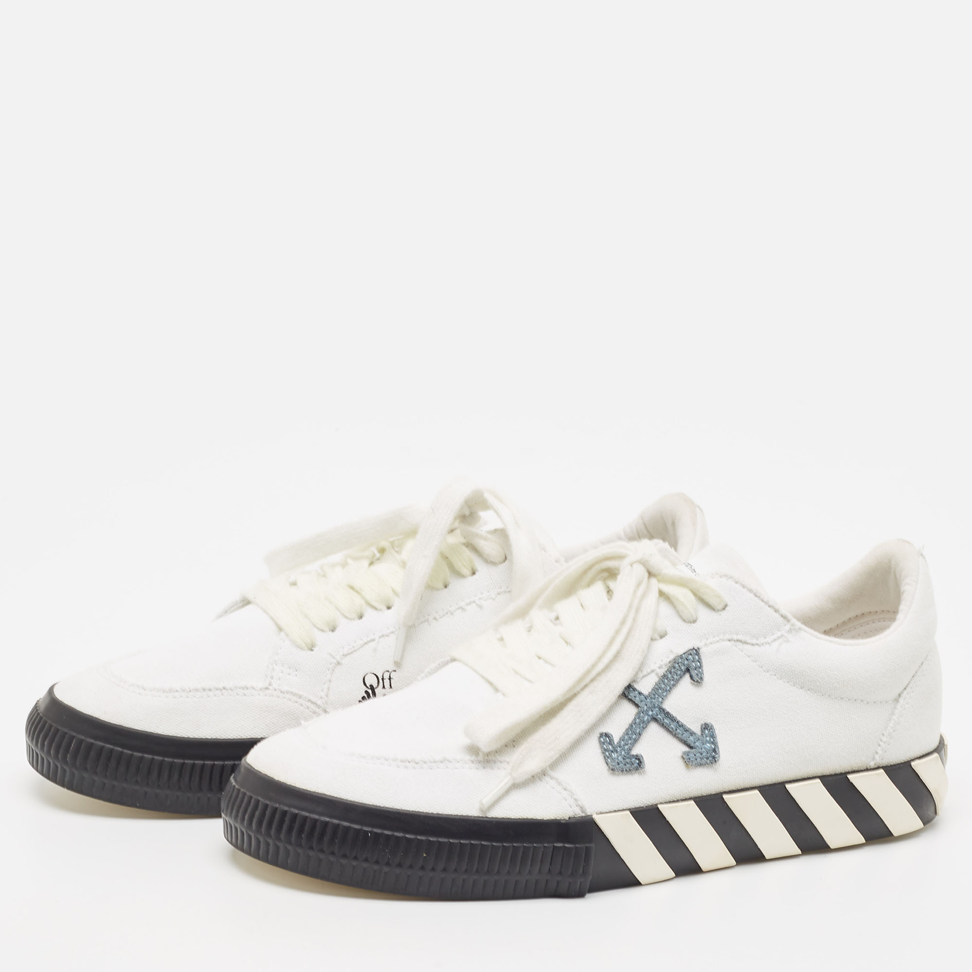 

Off-White White Canvas Vulcanized Low Top Sneakers Size