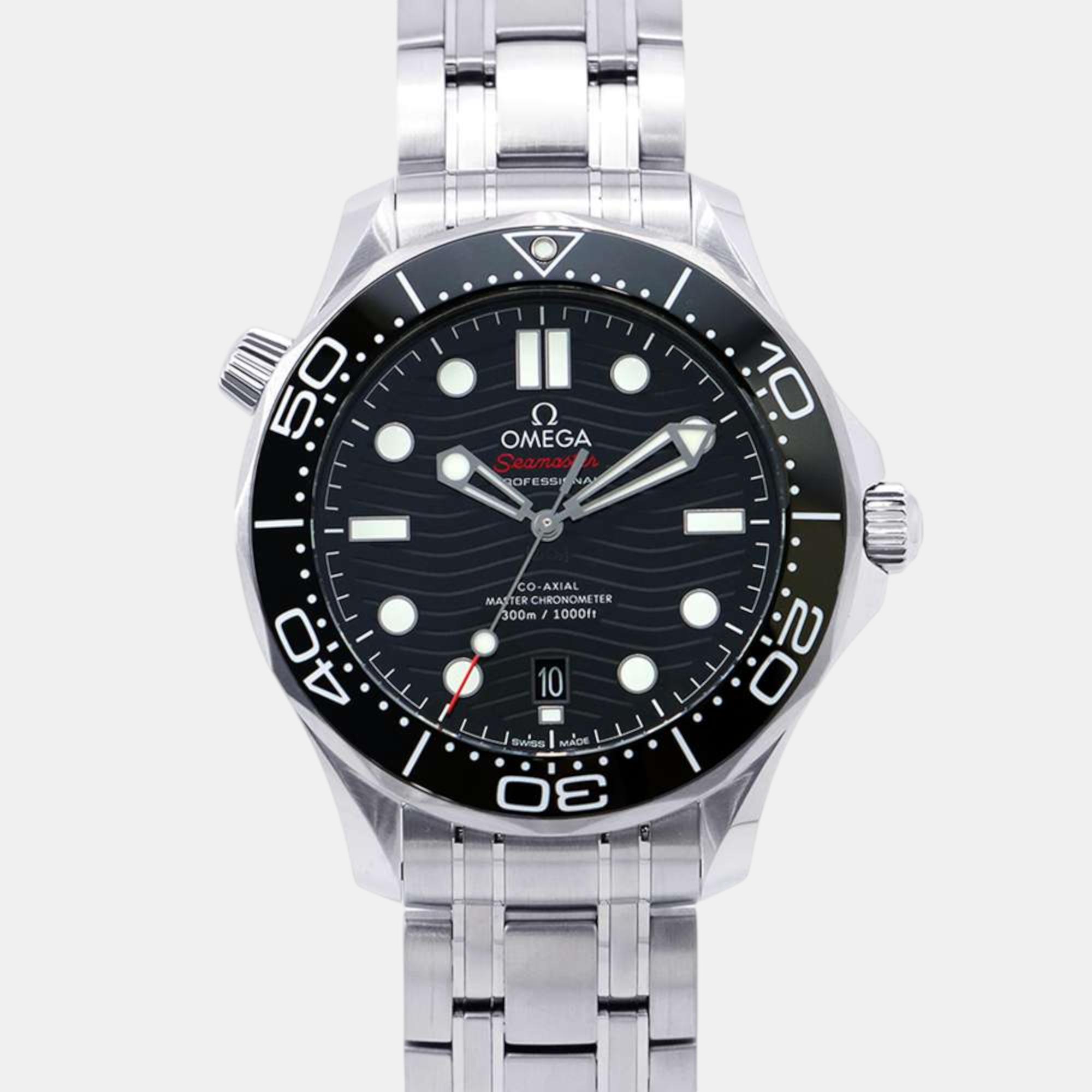 

Omega Black Stainless Steel Seamaster Diver 210.30.42.20.01.001 Automatic Men's Wristwatch 42 mm