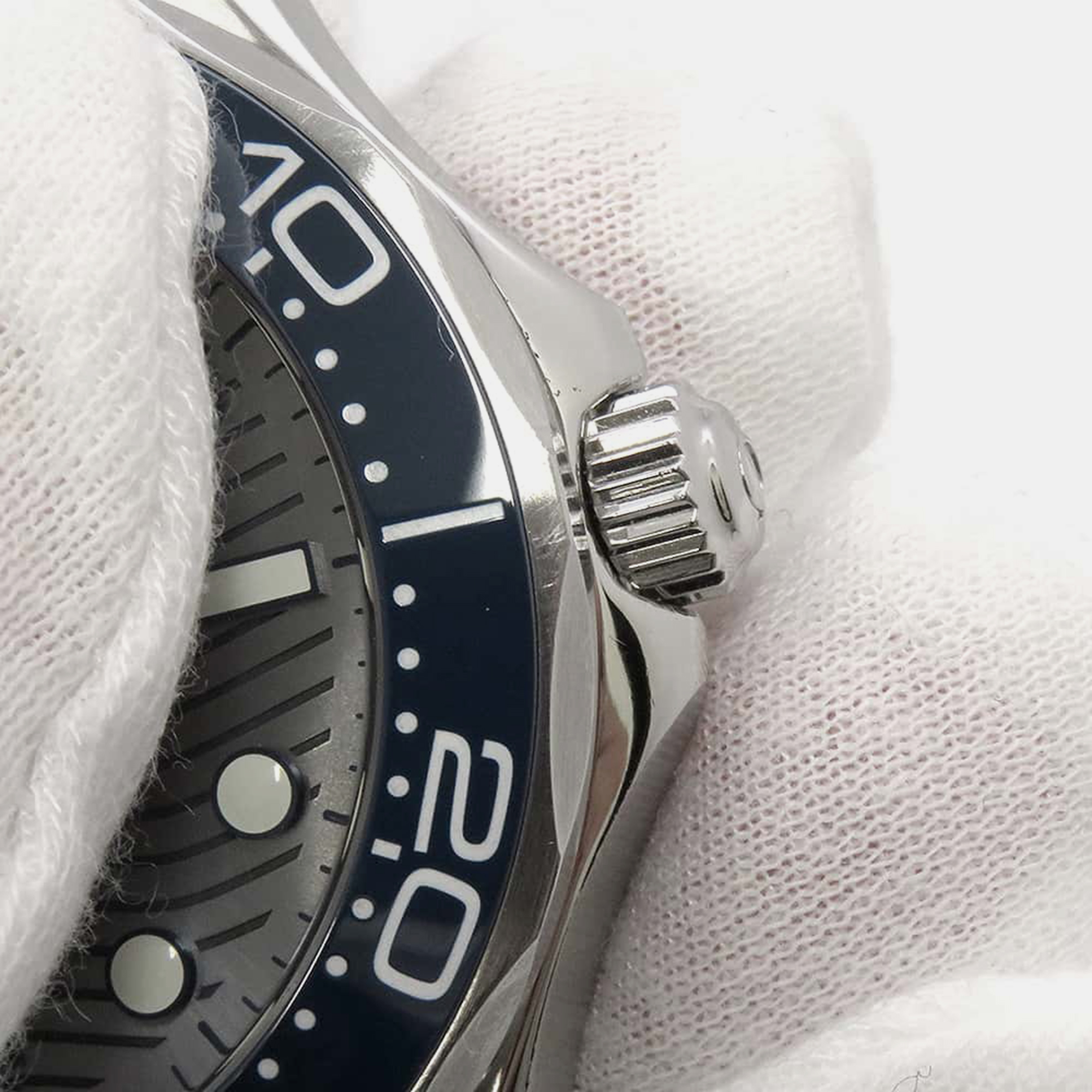 Omega Grey Stainless Steel Seamaster 210.30.42.20.06.001 Automatic Men`s Wristwatch 42 mm 