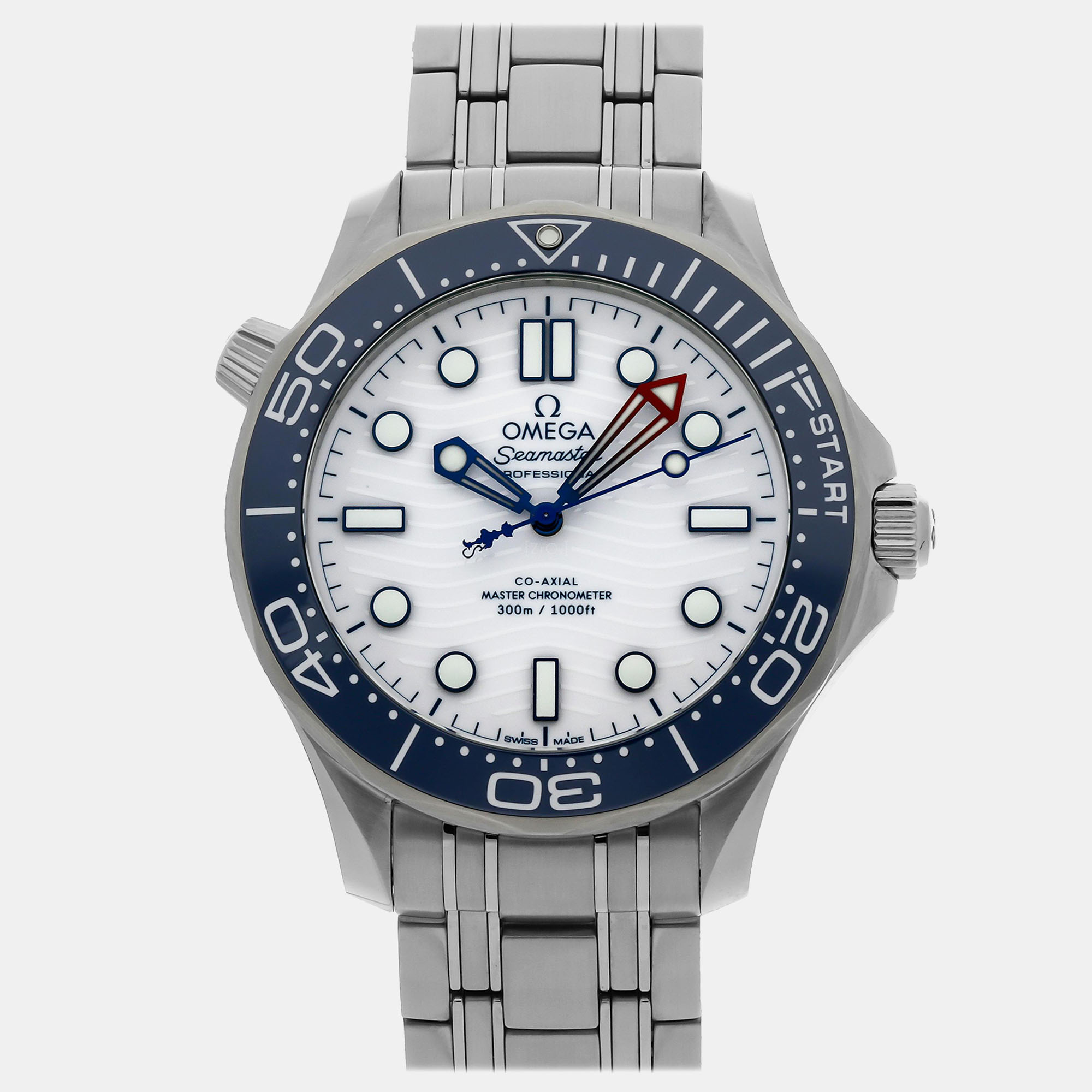 

Pre-Owned Omega Seamaster Diver America's Cup 300M 210.30.42.20.04.002, White