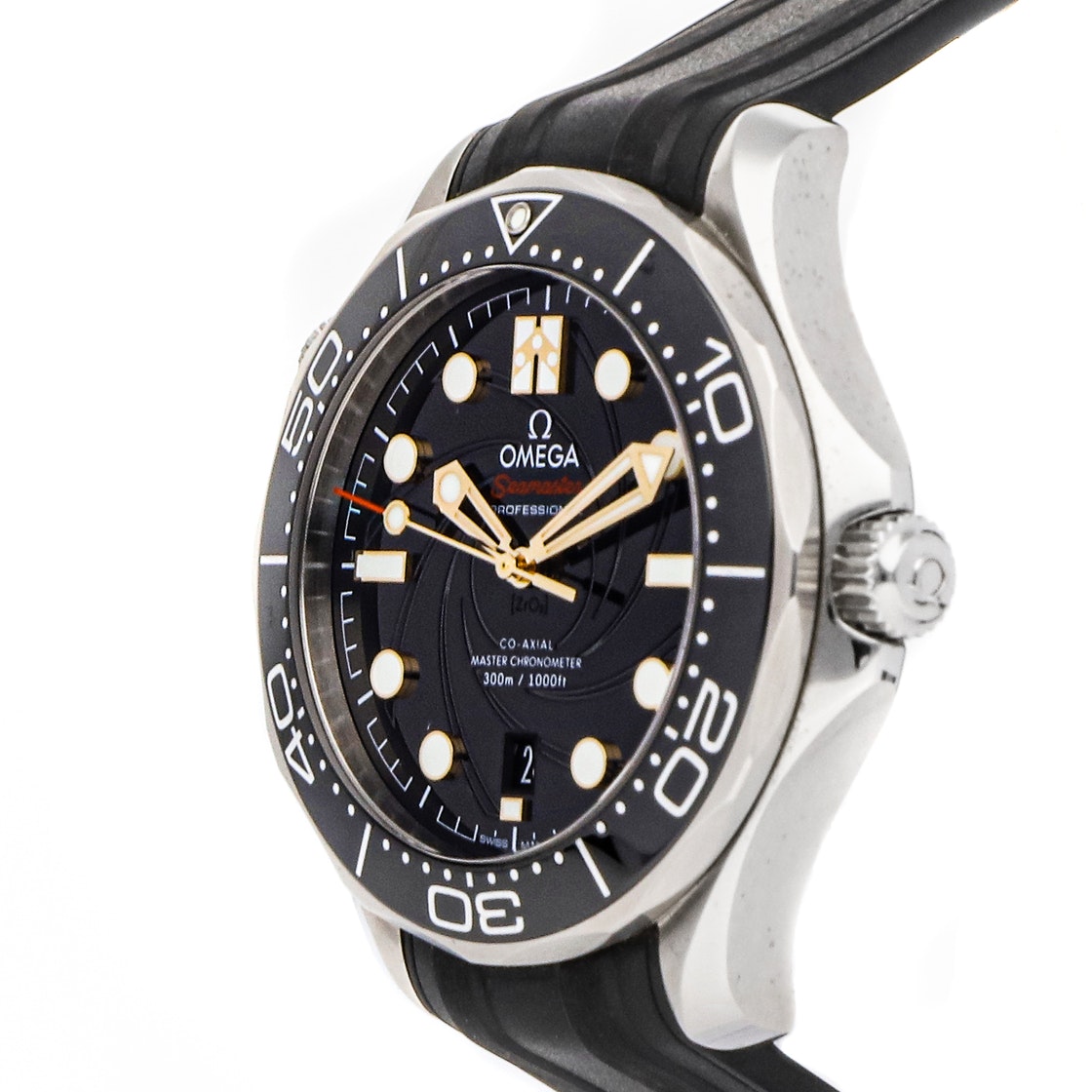 

Omega Black Stainless Steel Seamaster Diver 300m James Bond Limited Edition 210.22.42.20.01.004 Men's Wristwatch 42 MM