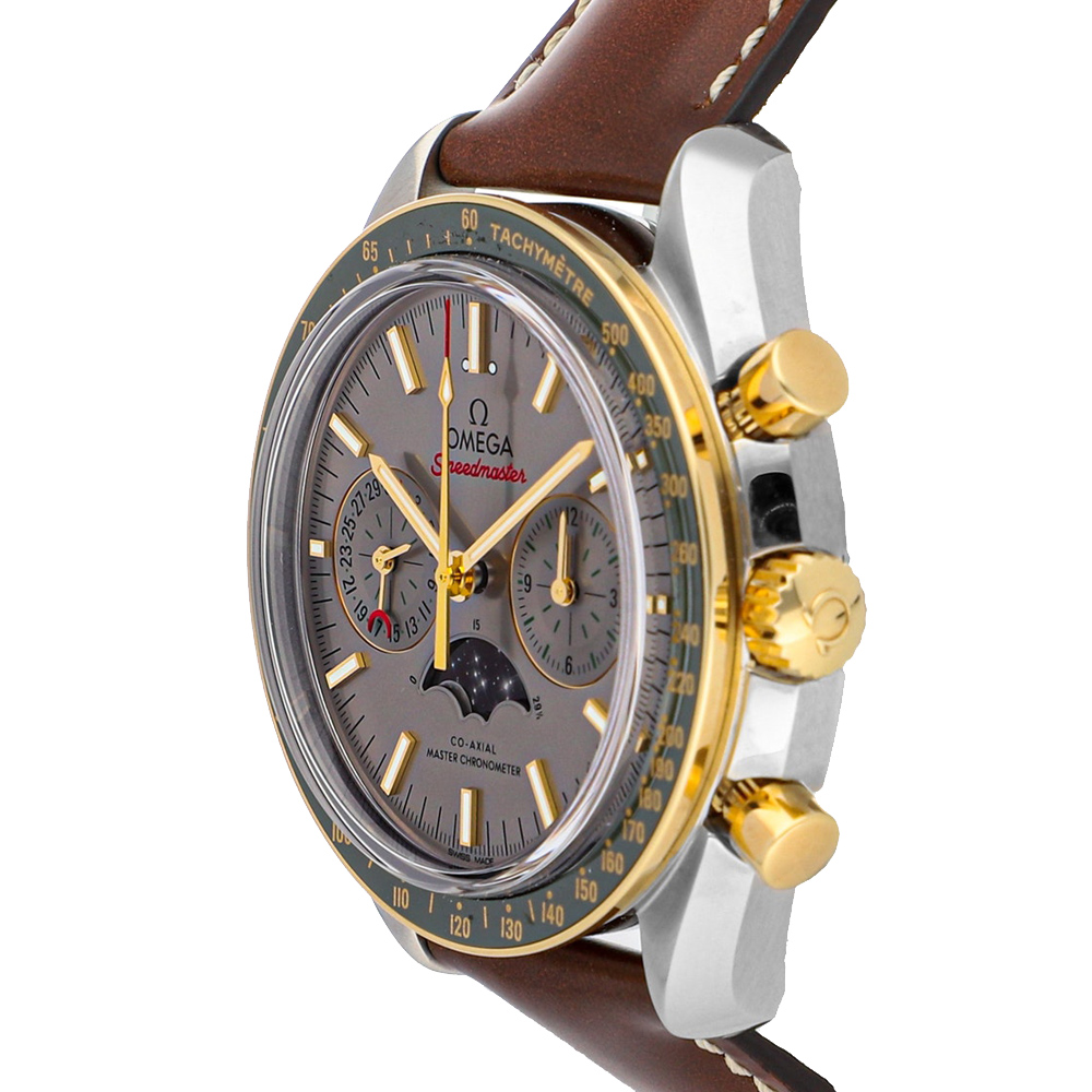 

Omega Grey 18K Yellow Gold And Stainless Steel Speedmaster Moon Phase Chronograph 304.23.44.52.06.001 Men's Wristwatch 44 MM