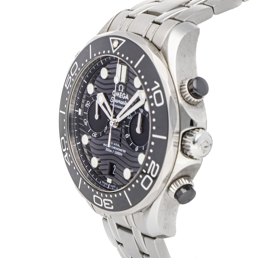

Omega Black Stainless Steel Seamaster Diver 300m Chronograph 210.30.44.51.01.001 Men's Wristwatch 44 MM