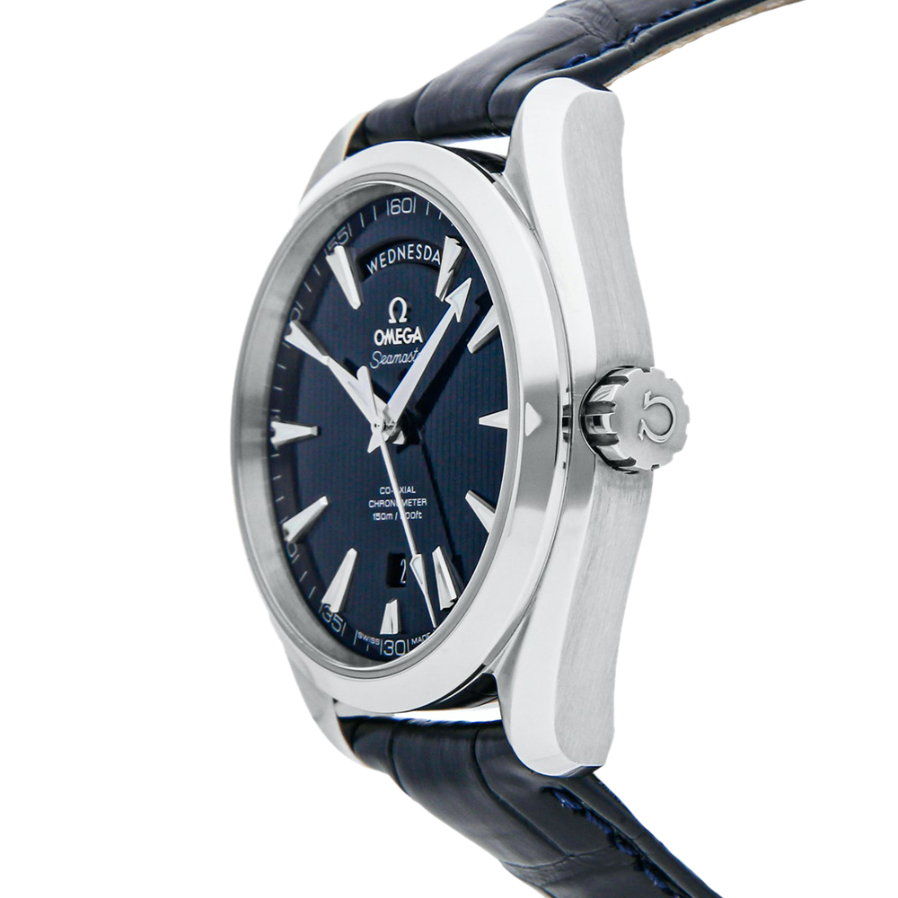 

Omega Blue Stainless Steel Seamaster Aqua Terra 150m Day-Date 231.13.42.22.03.001 Men's Wristwatch 42 MM