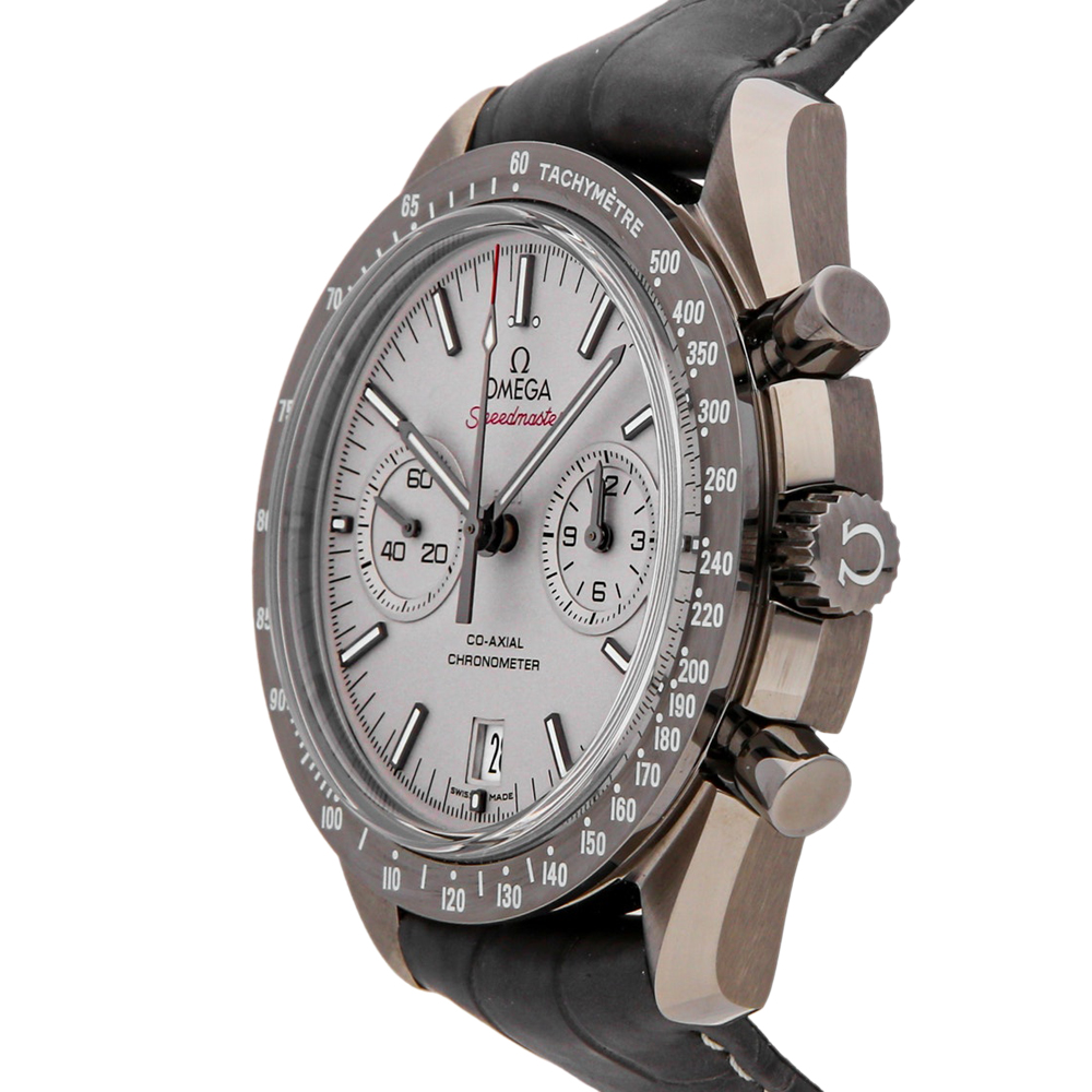 

Omega Grey Platinum Speedmaster Moonwatch Chronograph "Grey Side of the Moon" Men's Wristwatch