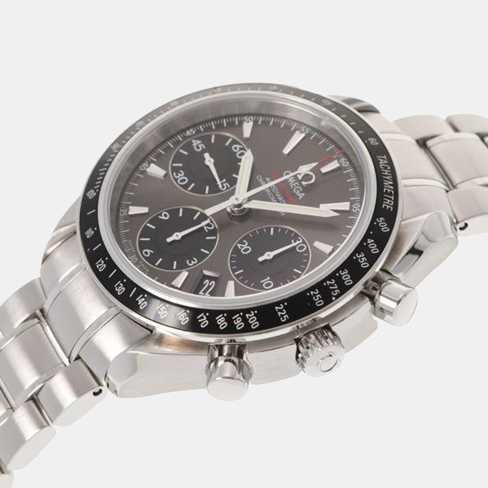 

Omega Grey Stainless Steel Speedmaster Date 323.30.40.40.06.001 Men's Wristwatch 40 mm