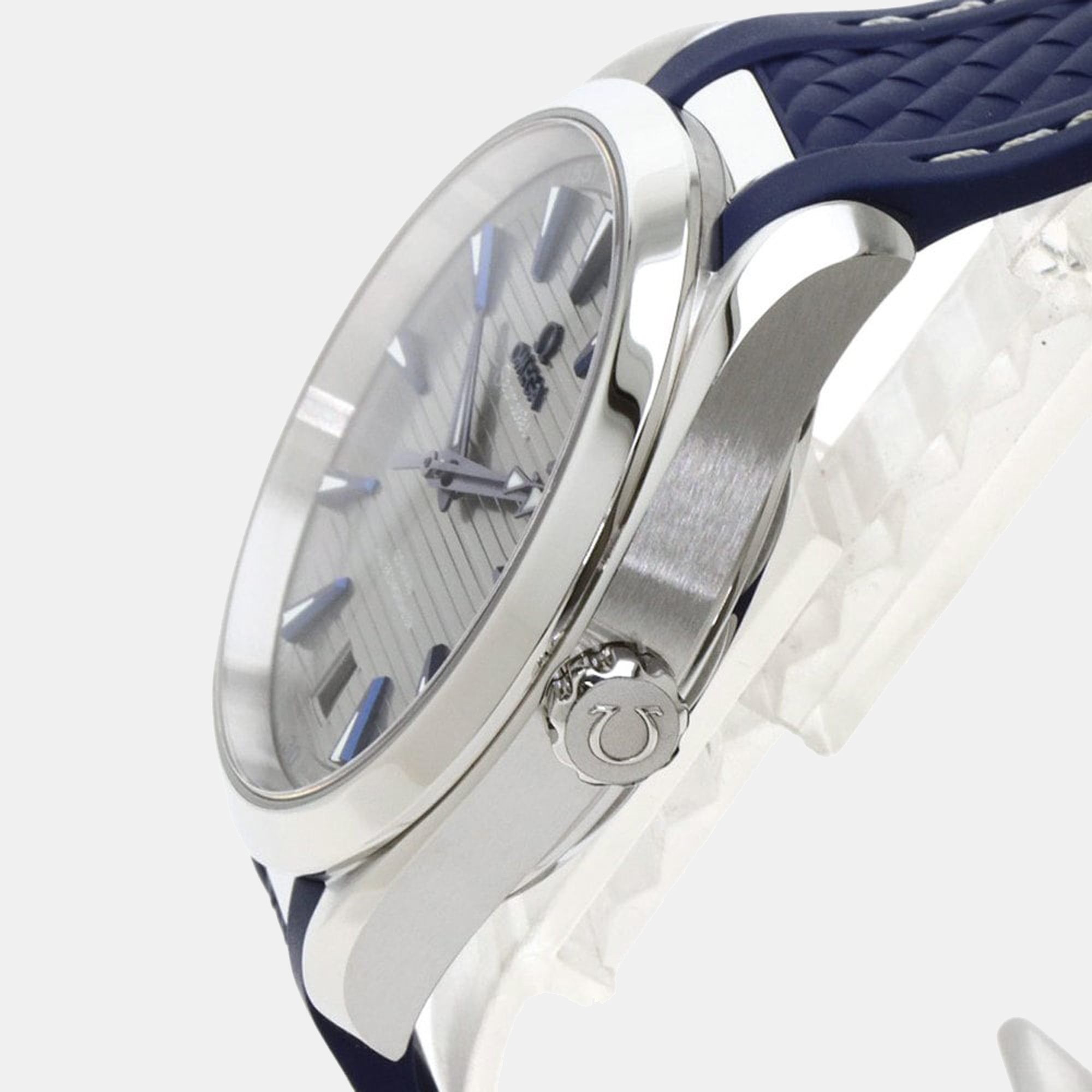 

Omega Grey Stainless Steel Seamaster Aqua Terra 220.12.41.21.06.001 Men's Wristwatch 41 mm