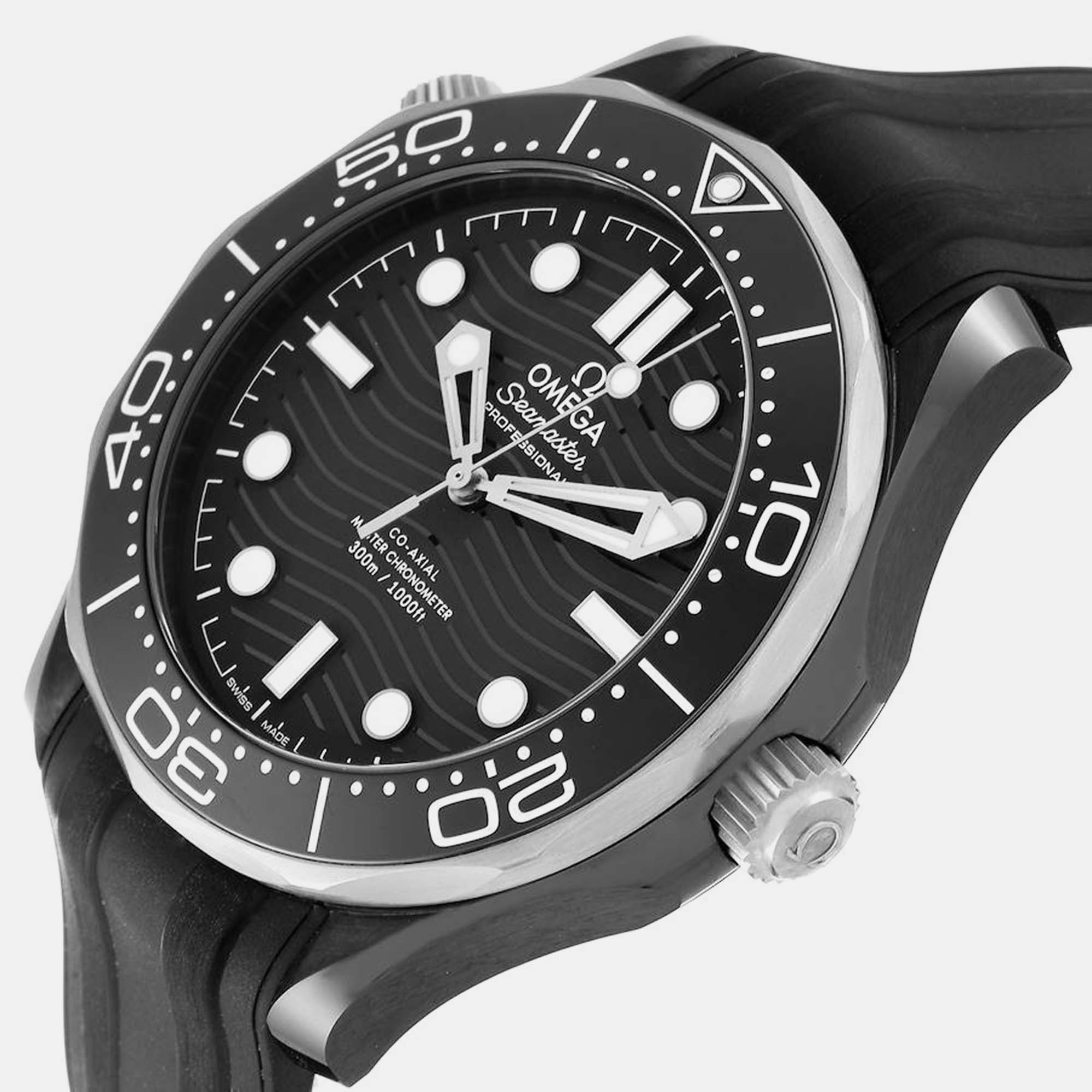 

Omega Black Ceramic Seamaster 210.92.44.20.01.001 Automatic Men's Wristwatch 43.5 mm