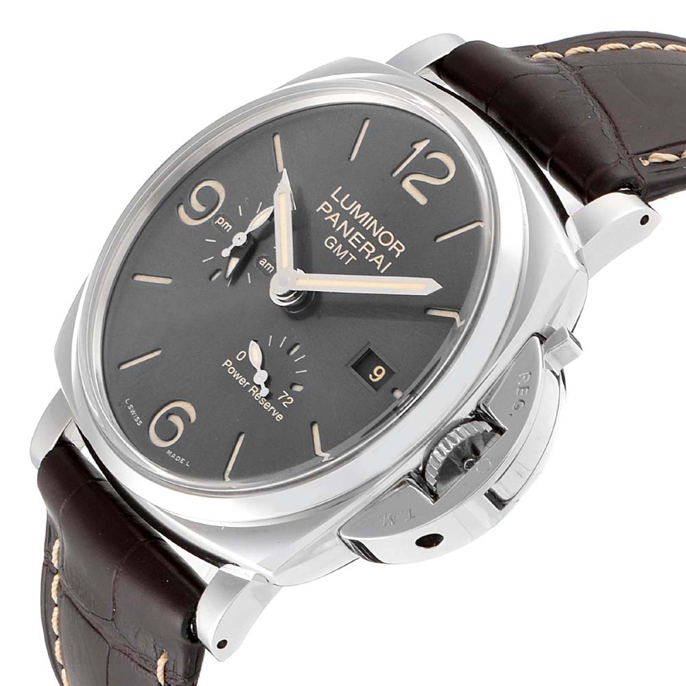 

Panerai Gray Stainless Steel Luminor Due GMT Automtic PAM00944 Men's Wristwatch, Grey