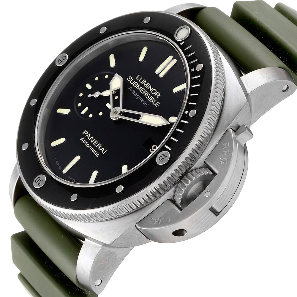 

Panerai Black Titanium Luminor Submersible 1950 PAM00389 Men's Wristwatch 47 MM