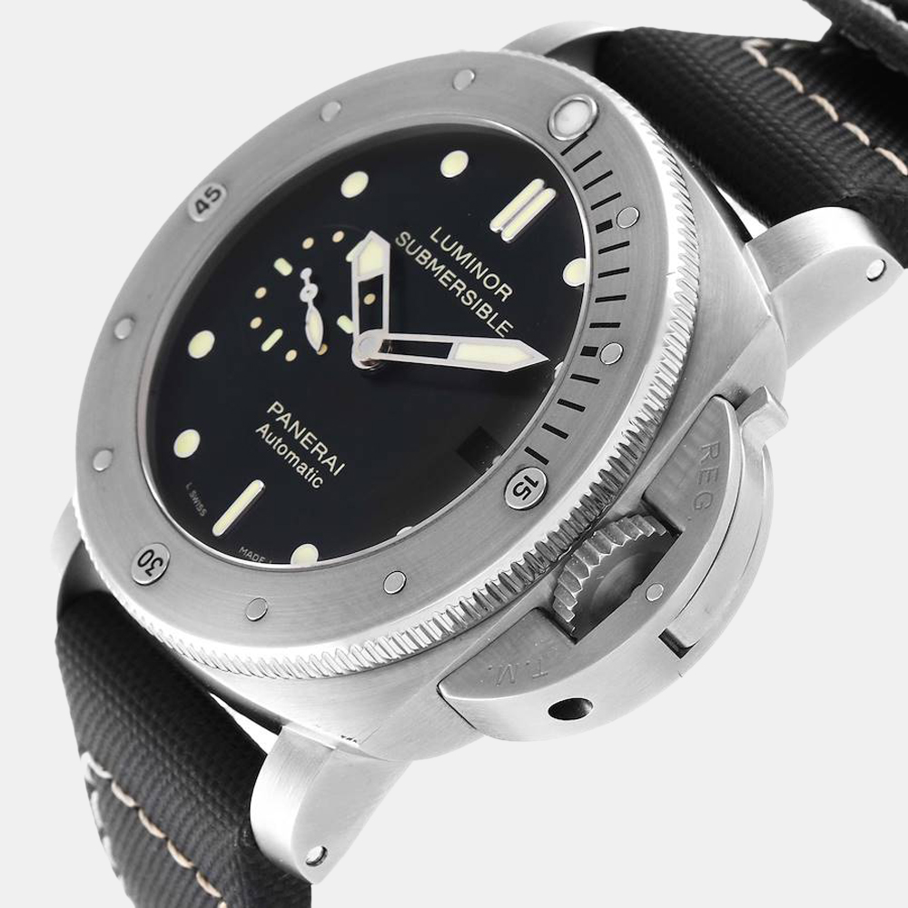 

Panerai Black Titanium Luminor Submersible PAM00305 Automatic Men's Wristwatch 47 mm