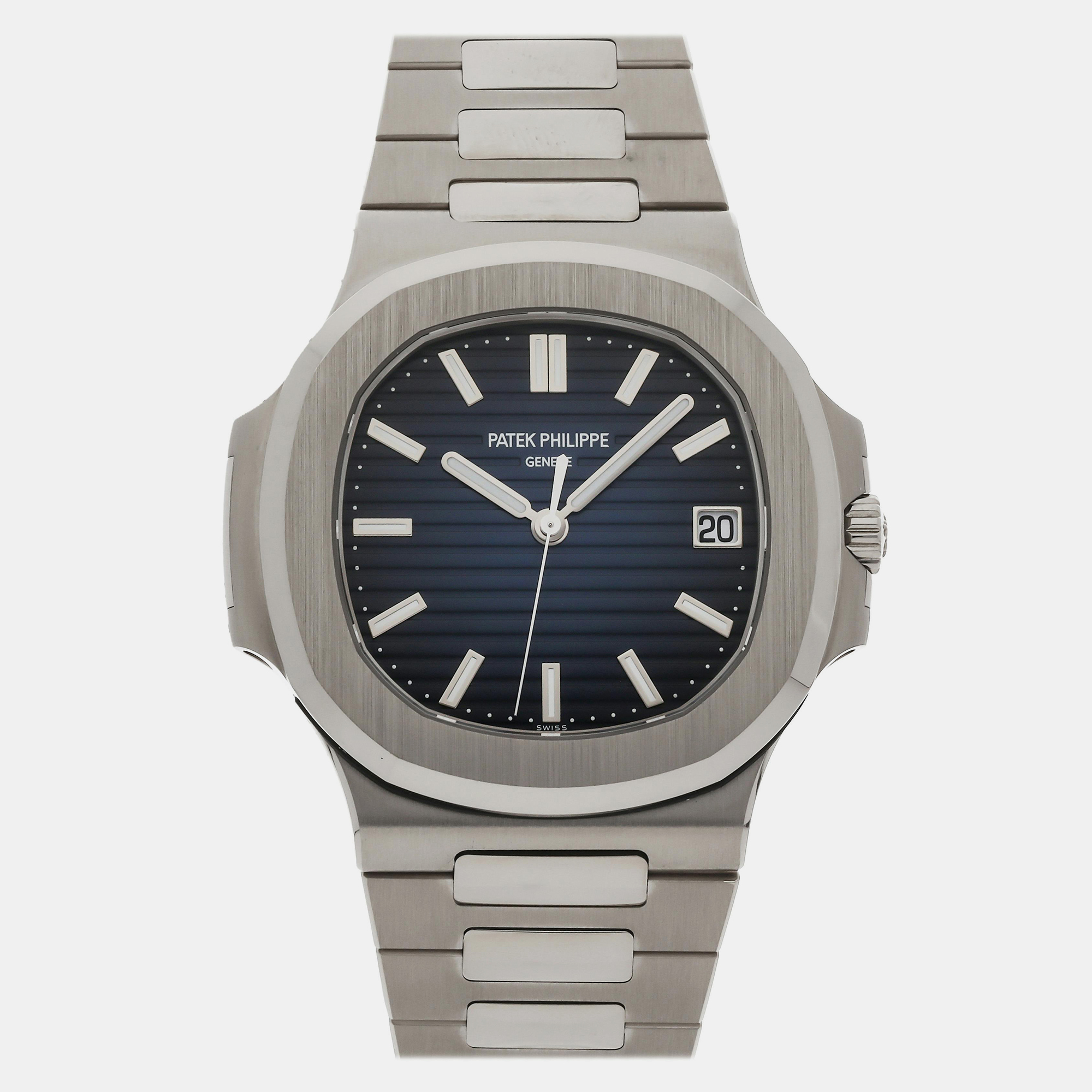 

Pre-Owned Patek Philippe Nautilus 5811/1G-001, Navy blue