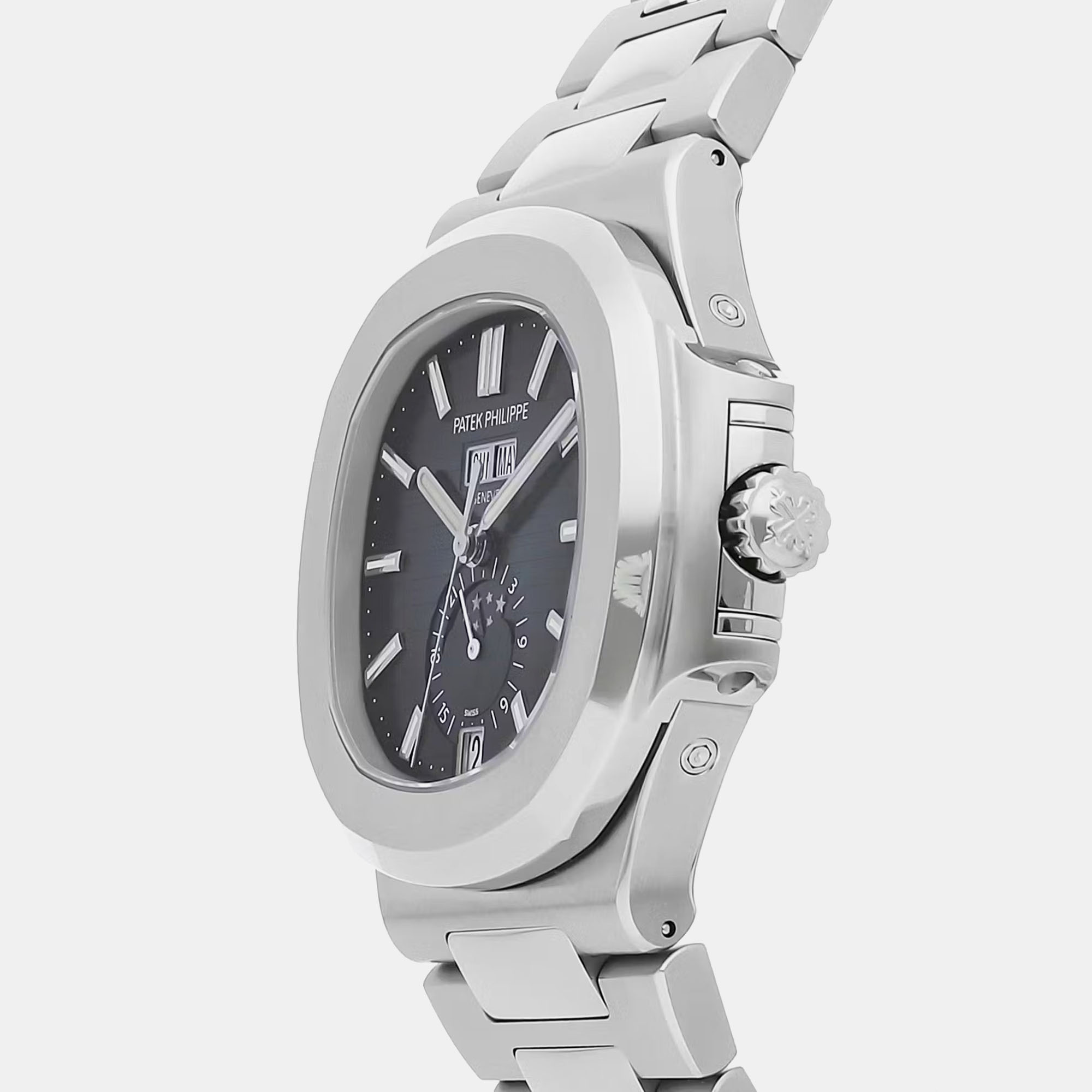 Pre-Owned Patek Philippe Nautilus Annual Calendar Moonphase Men`s Watch 40 mm 