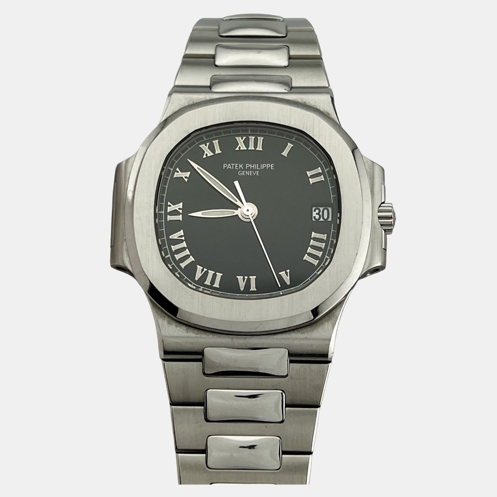 

Patek Philippe Nautilus 3800/A1 Automatic Black Stainless Steel Men's Wristwatch
