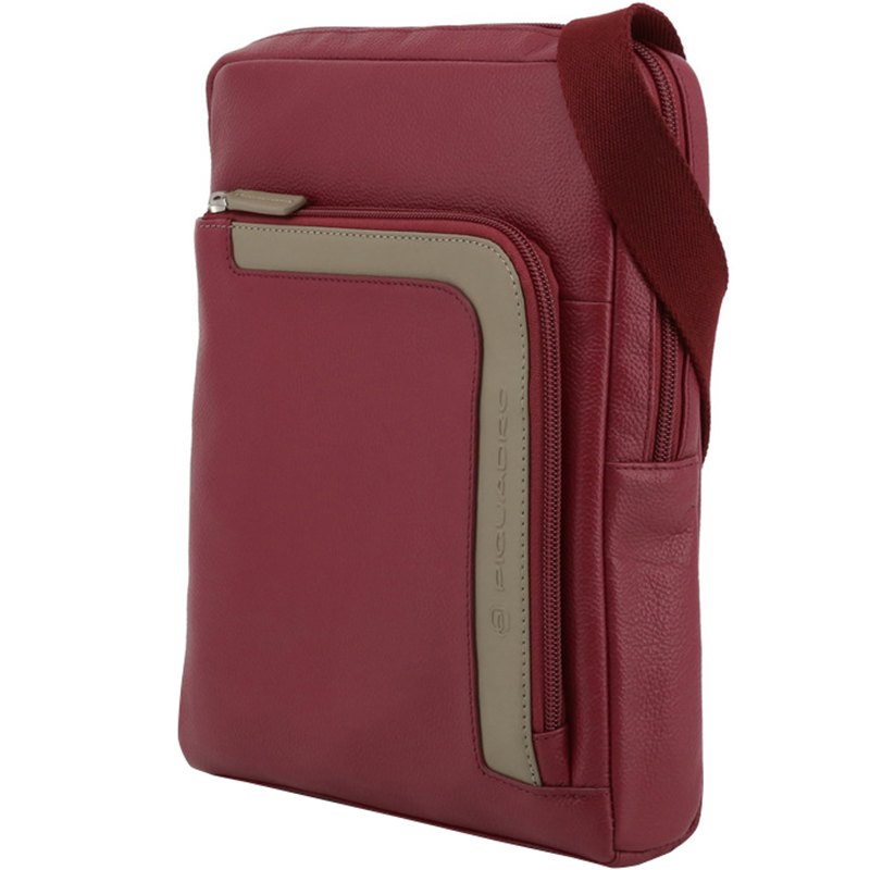 

Piquadro Red Leather Messenger Bag