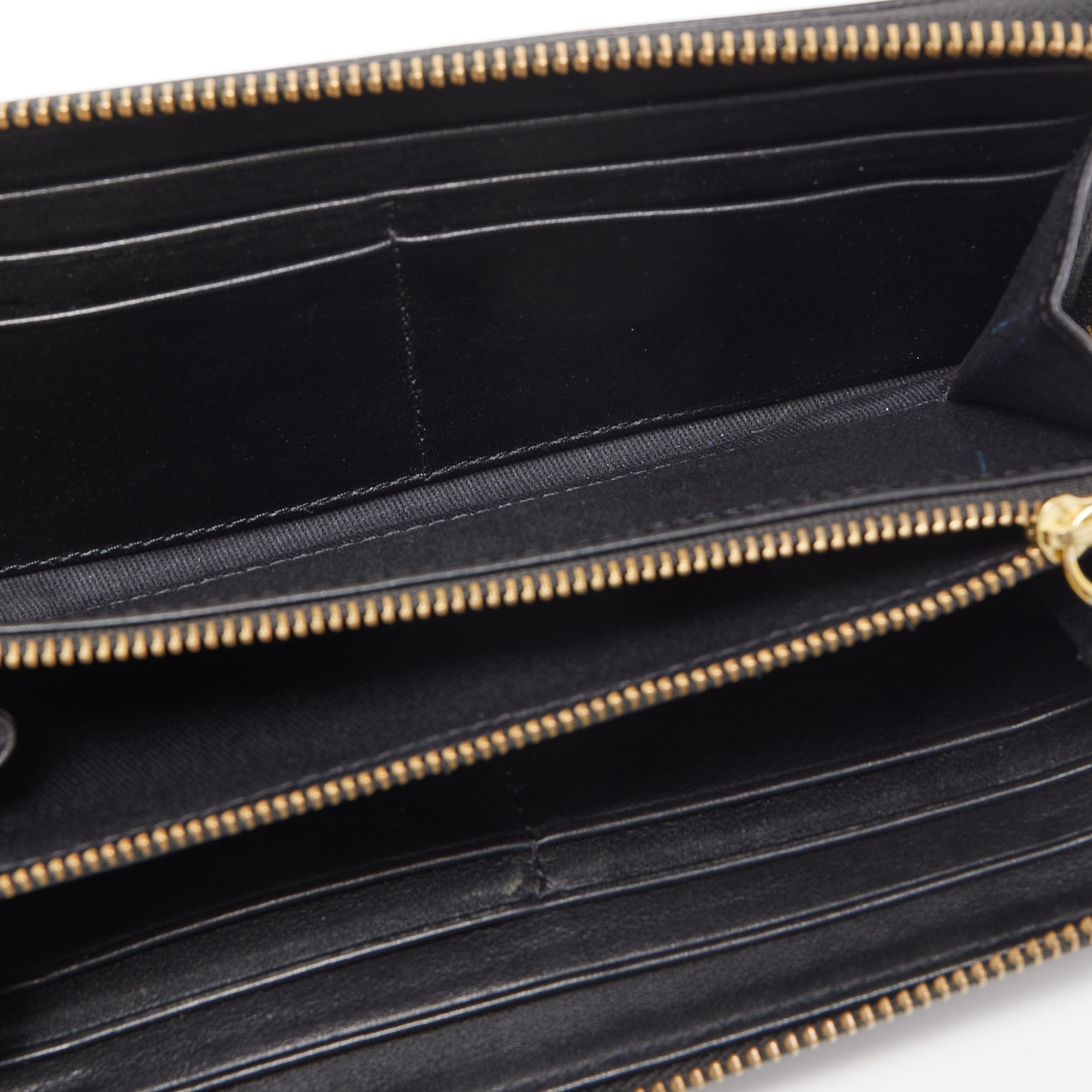 

Polo Ralph Lauren Black Leather Zip Around Continental Wallet