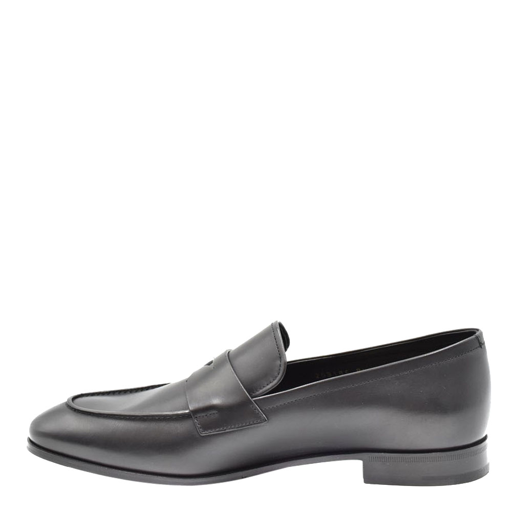 Pre-owned Prada Black Saffiano Leather Loafers Size Eu 44