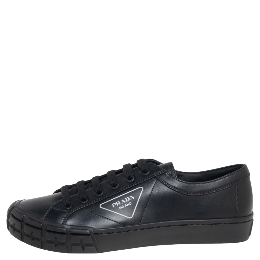 

Prada Black Leather Low Top Sneakers Size