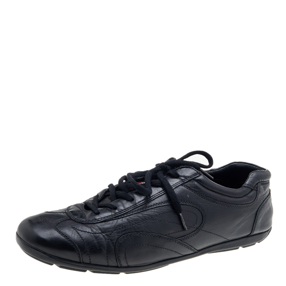 Coming in a classic low top silhouette these Prada Sport sneakers are a seamless combination of luxury comfort and style. They are made from leather in a black shade. These sneakers are designed with logo details laced up vamps and comfortable insoles.