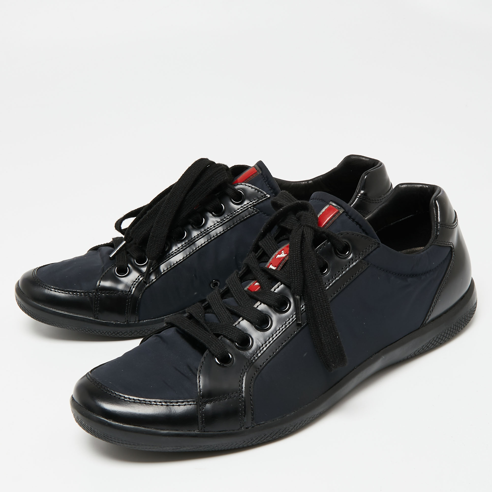

Prada Sport Black/Navy Blue/Black Leather And Nylon Low Top Sneakers Size