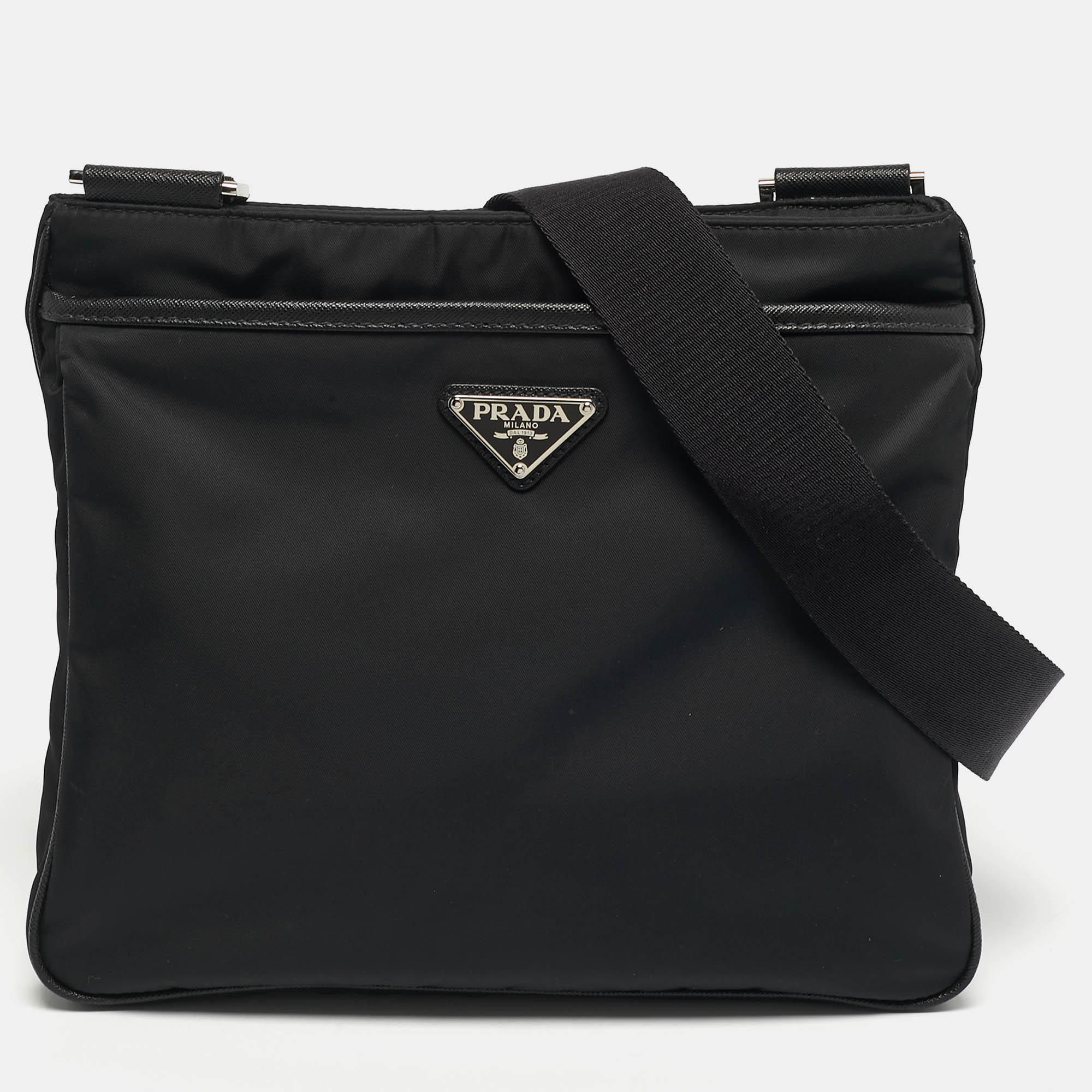 

Prada Black Re-Nylon and Saffiano Leather Messenger Bag