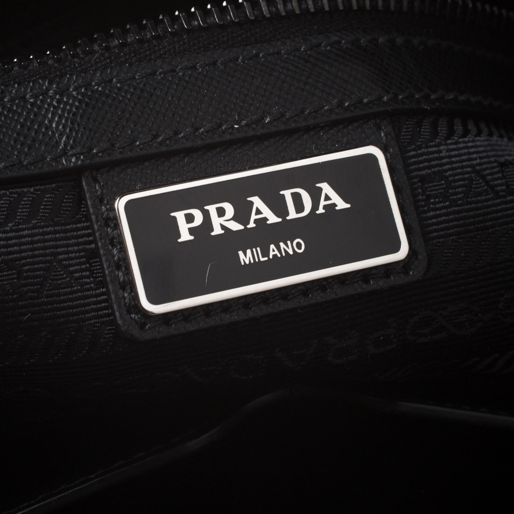 Black Nylon Prada Messenger Bag ref.993545 - Joli Closet