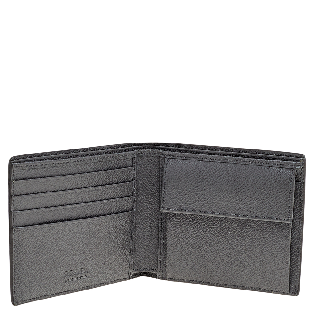 

Prada Grey Vitello Grain Leather Bifold Wallet