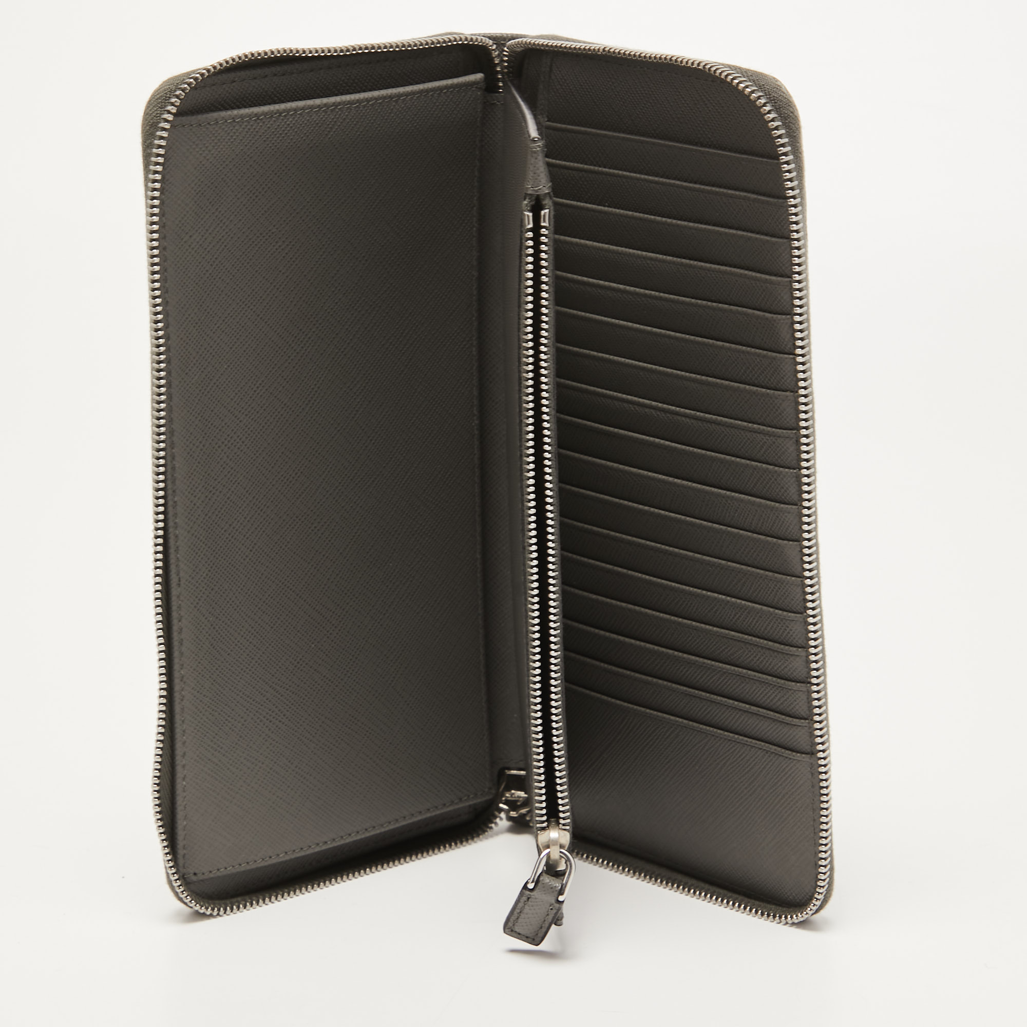 

Prada Grey Saffiano Leather Organizer Zip Clutch