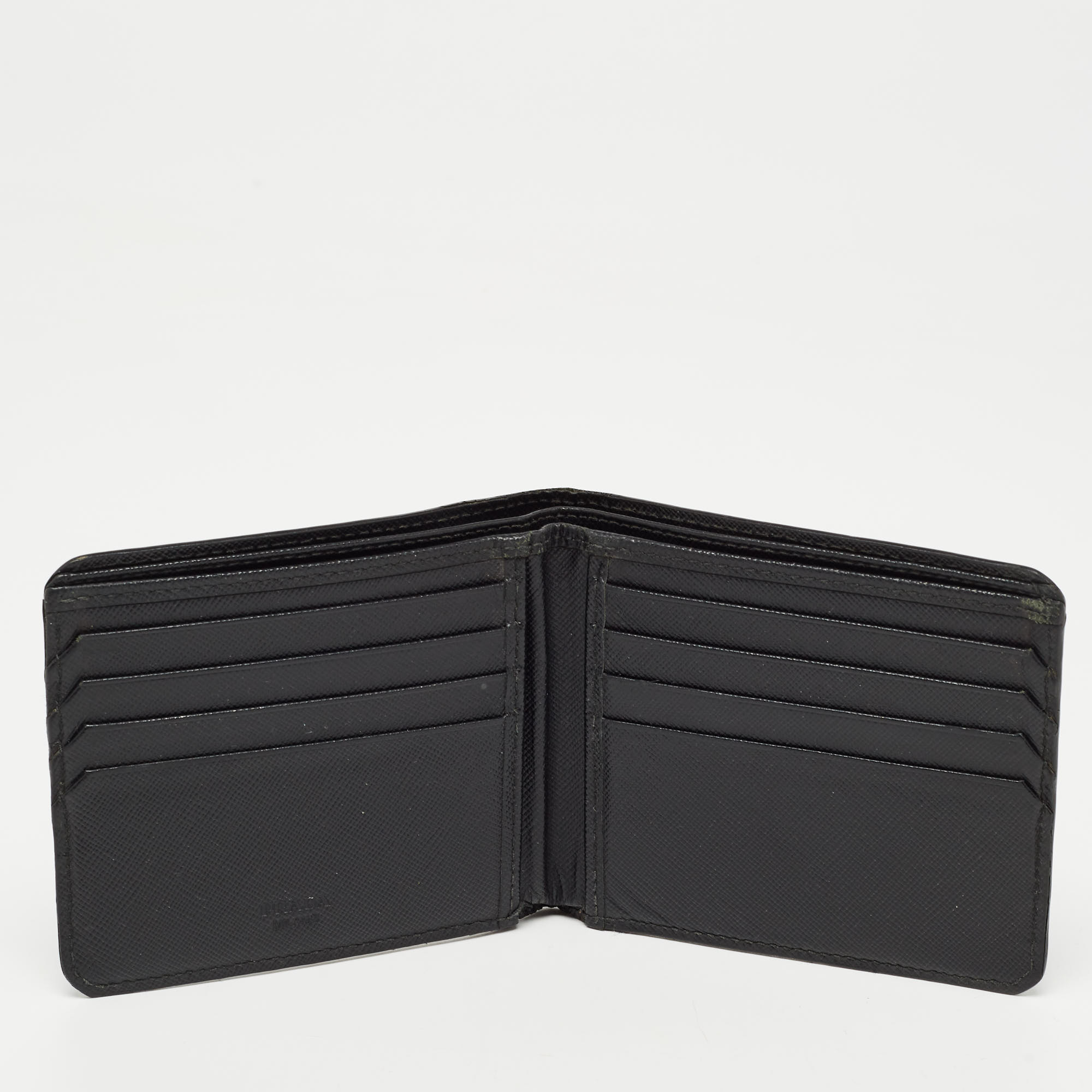 

Prada Black Saffiano Leather Bifold Wallet