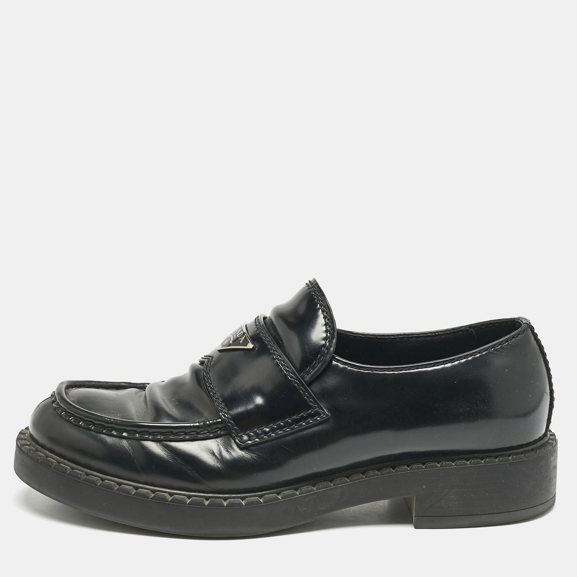 

Prada Black Brushed Leather Logo Loafers Size 42