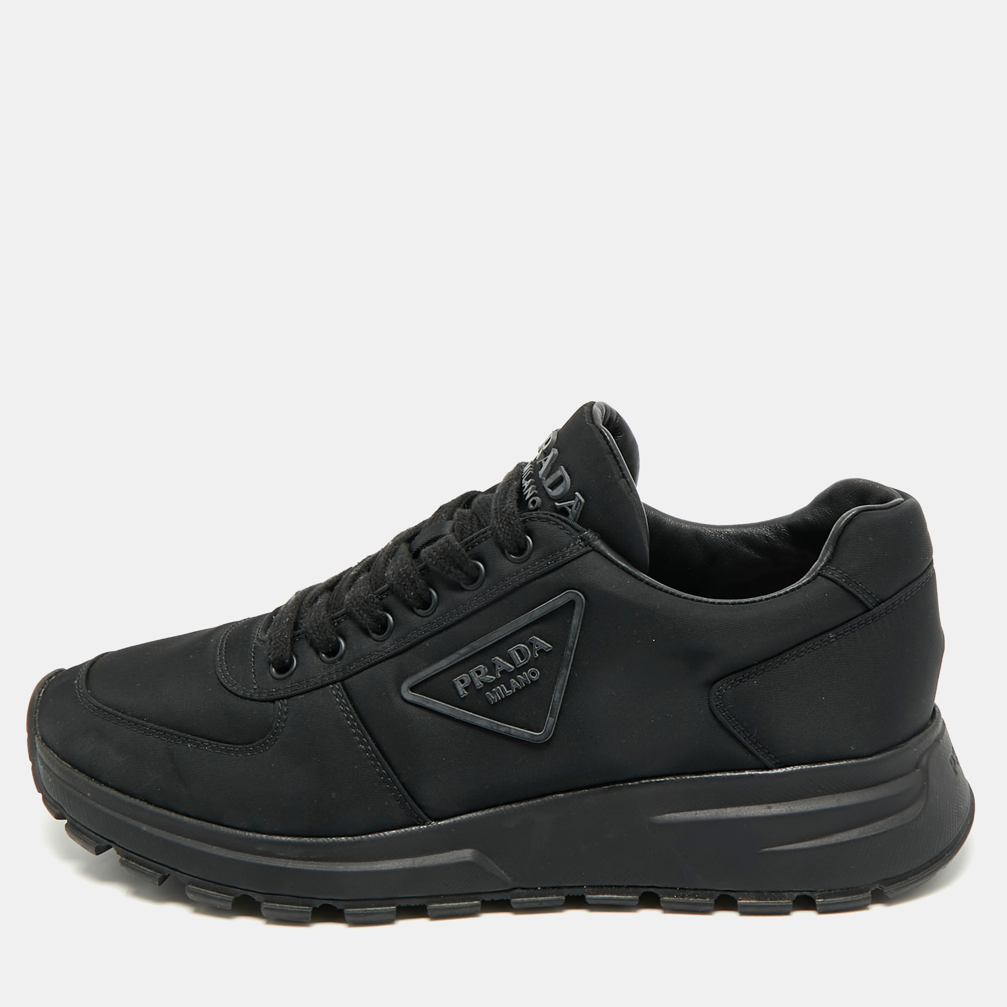 

Prada Black Re-Nylon Prax Logo Low Top Sneakers Size 40