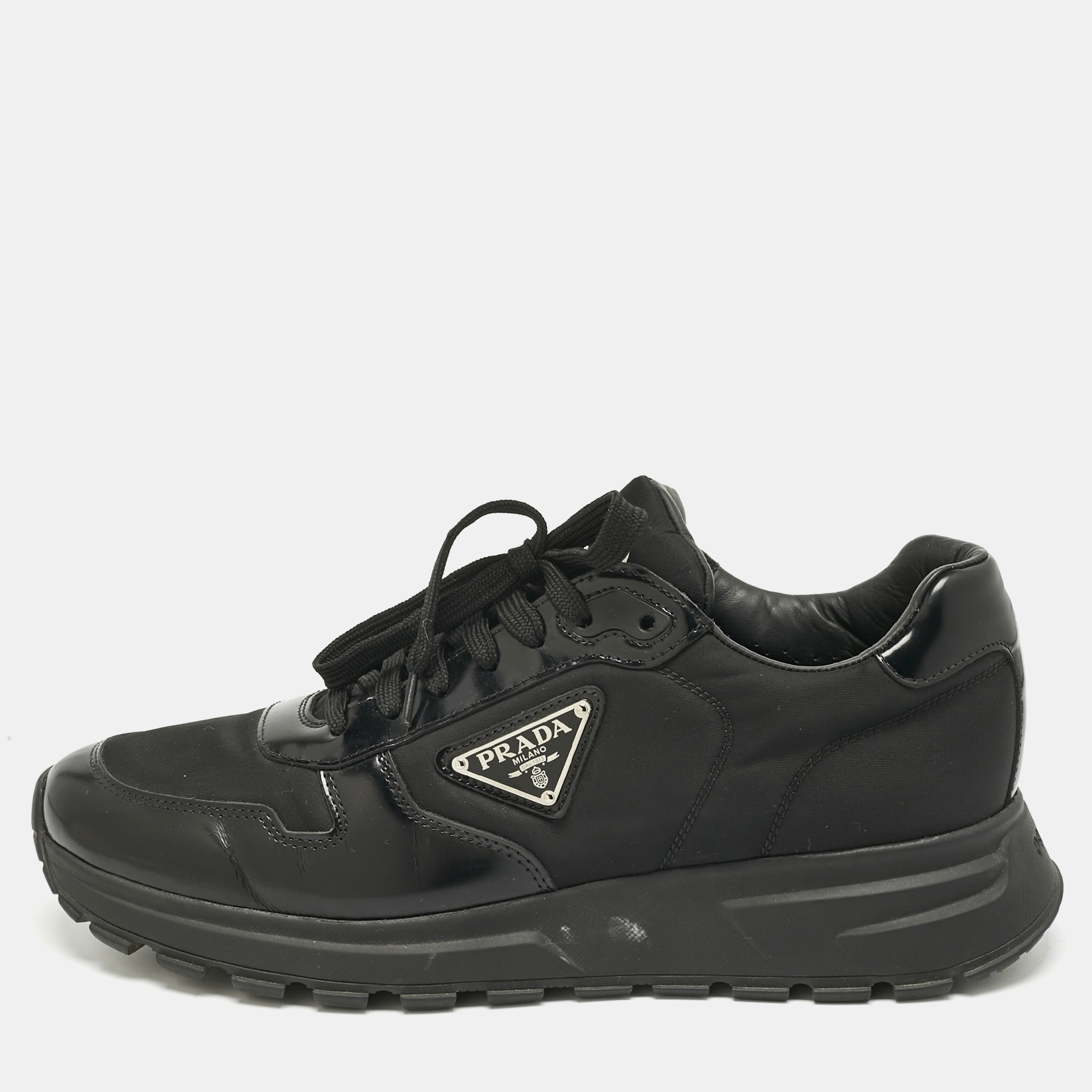 

Prada Black Leather Prax 01 Low Top Sneakers Size 42