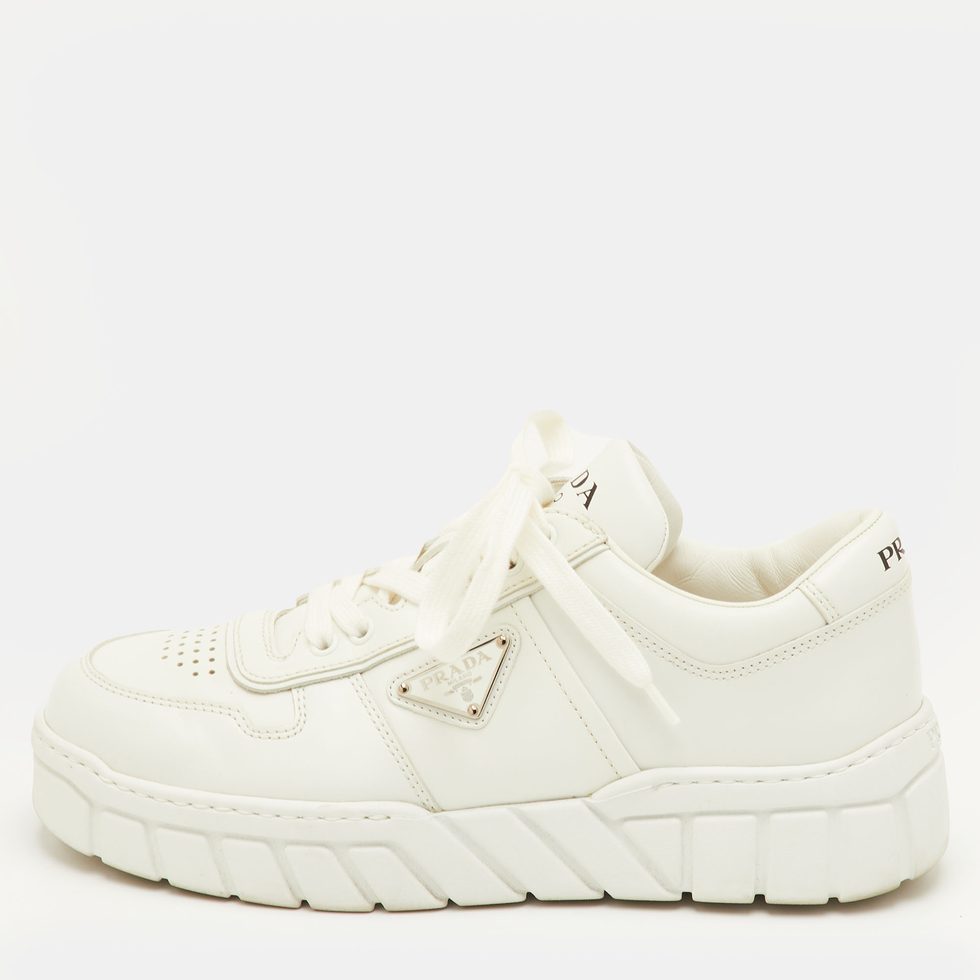 

Prada Size 41.5 White Leather Low Top Sneakers